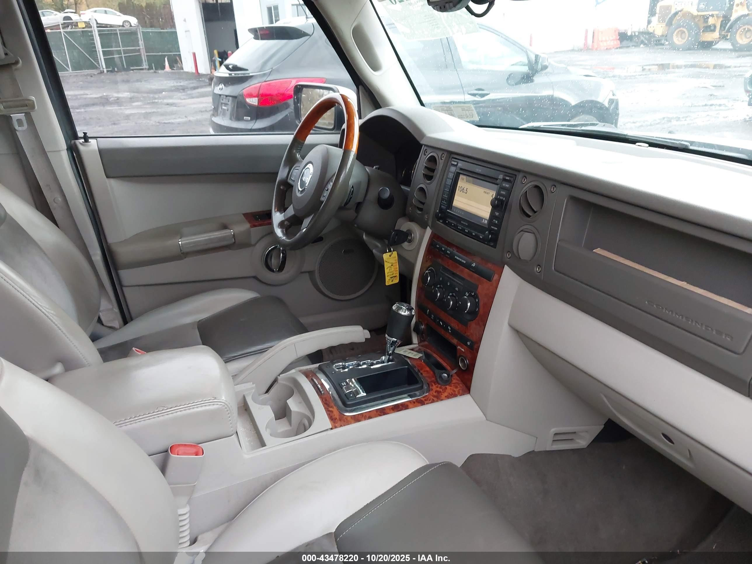 JEEP COMMANDER image 5