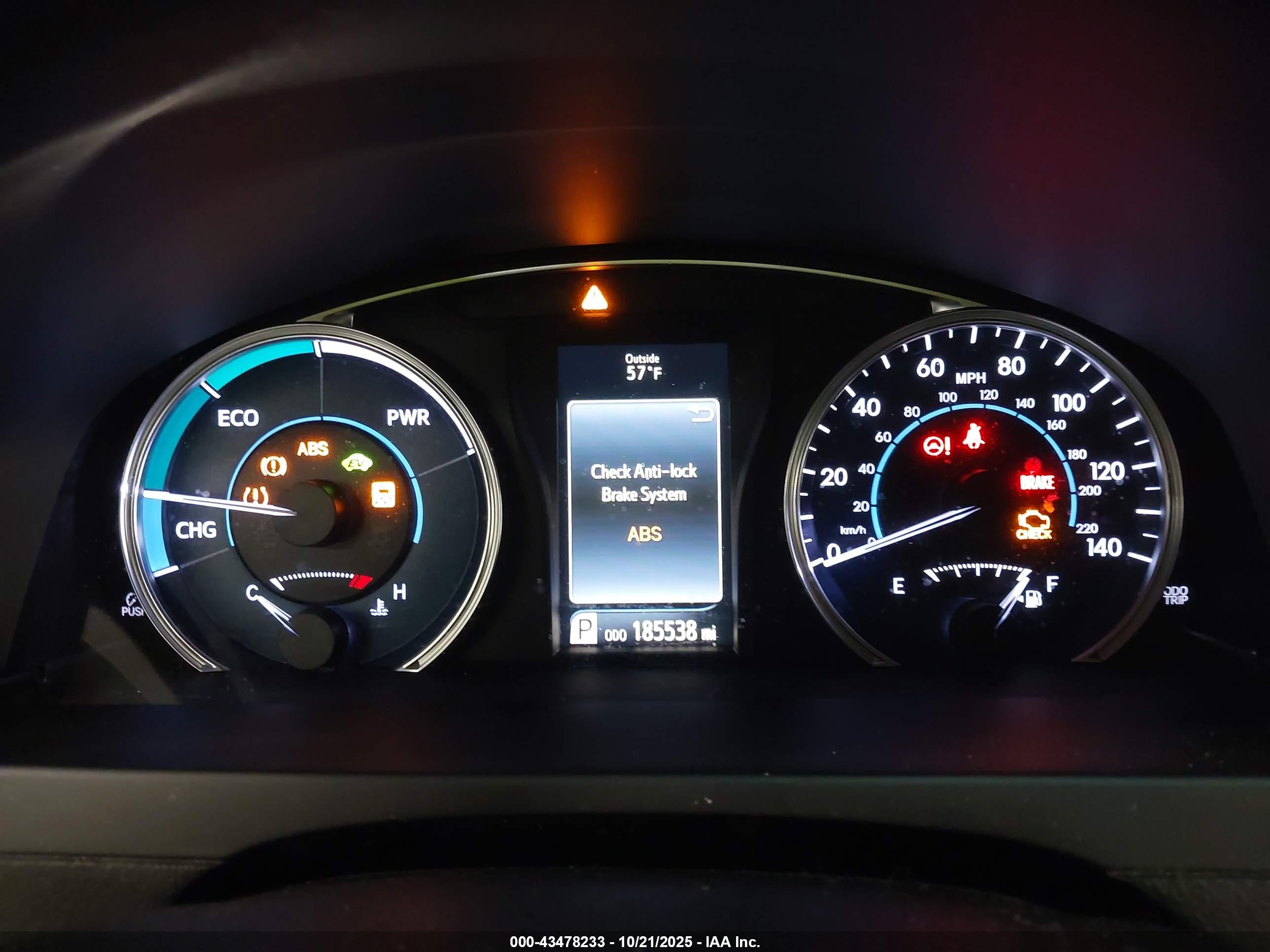 TOYOTA CAMRY image 7