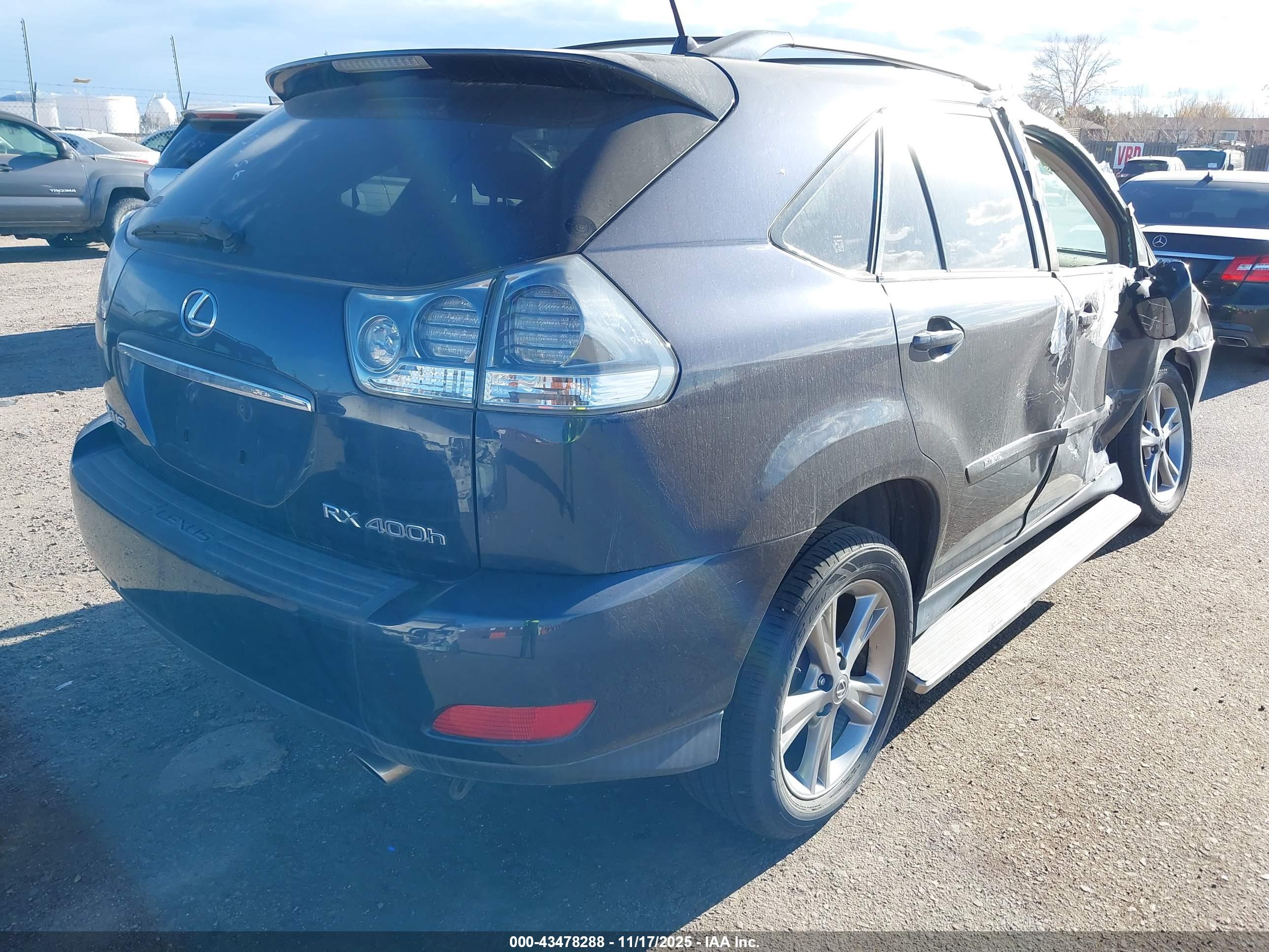 LEXUS RX image 4