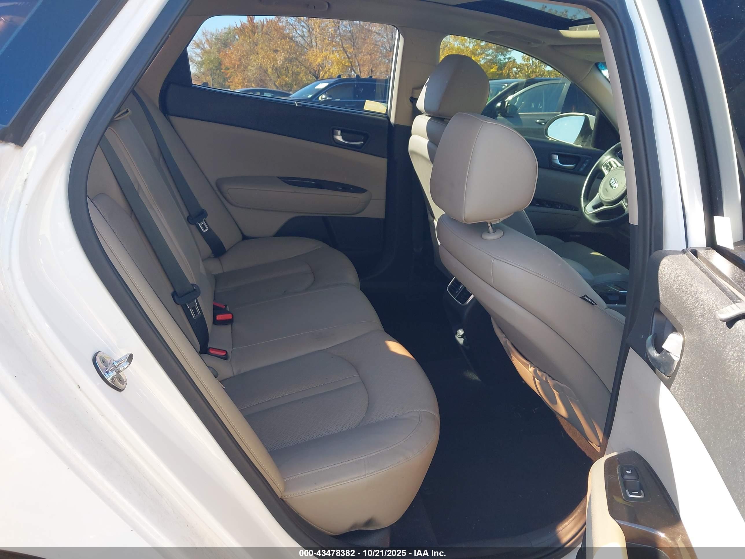 KIA OPTIMA image 8