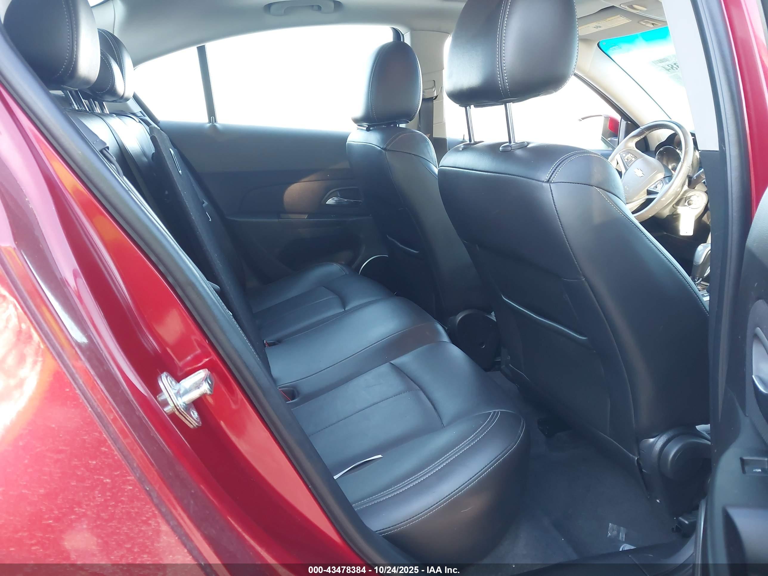CHEVROLET CRUZE image 8