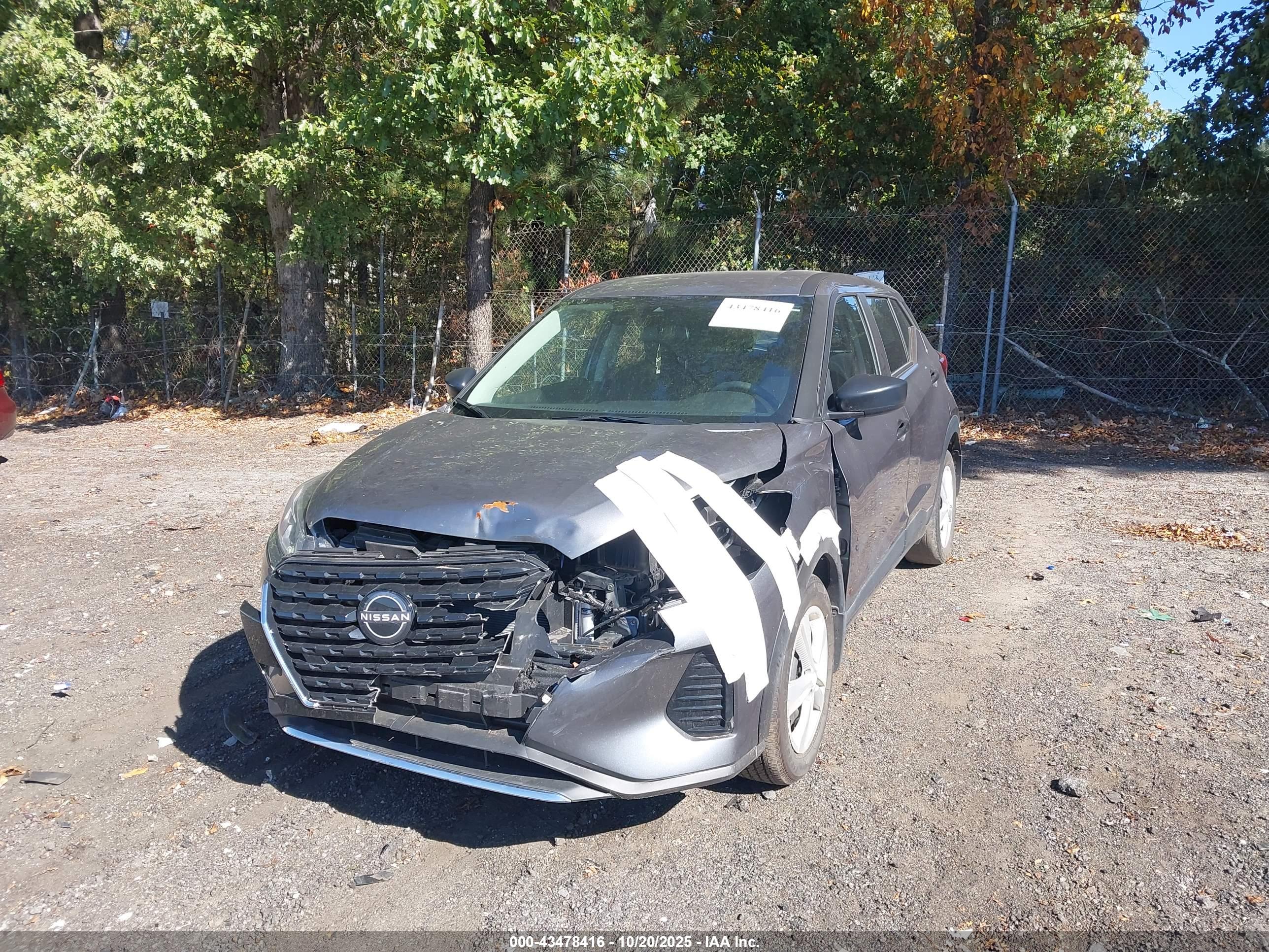 NISSAN KICKS image 2