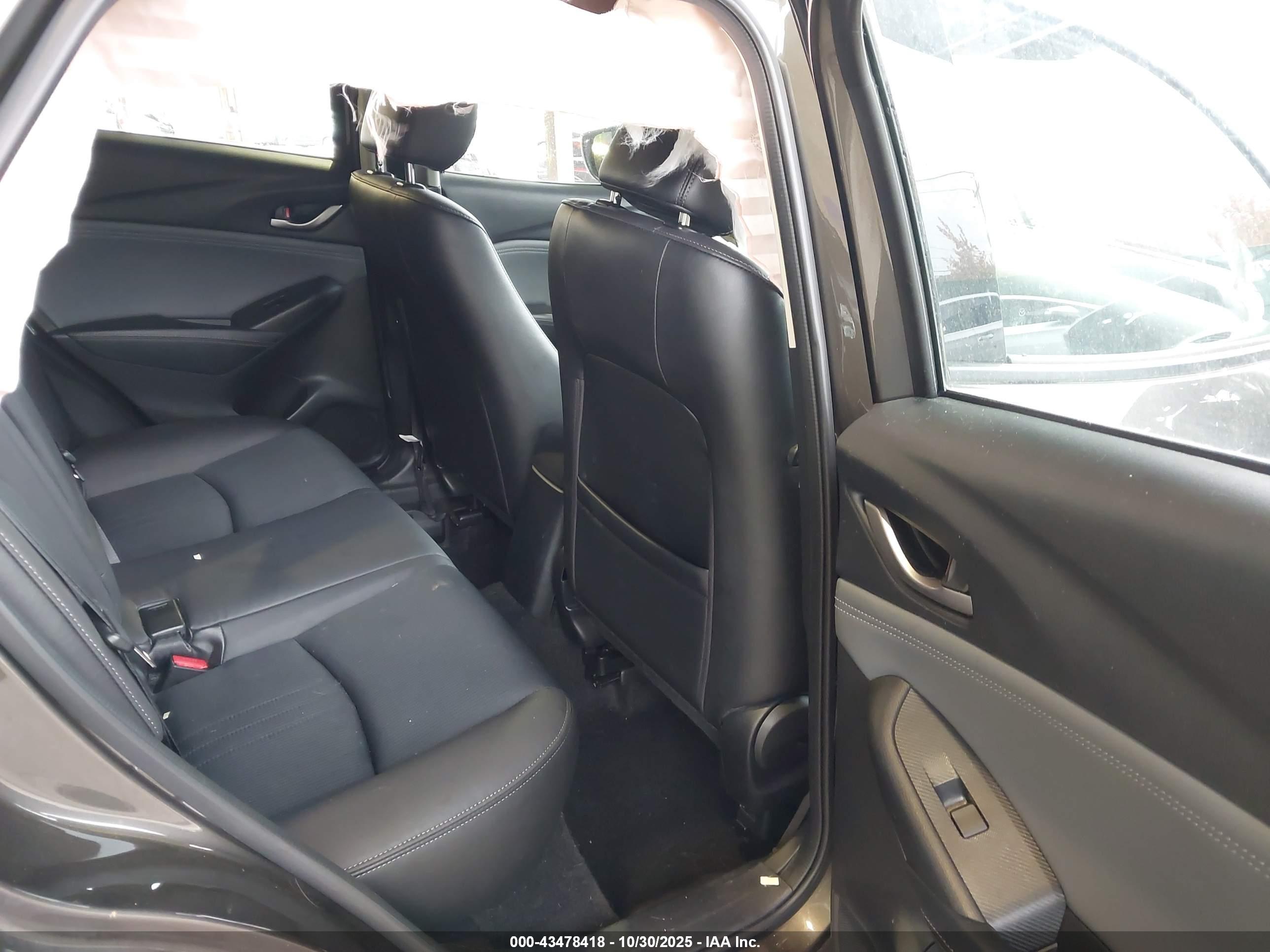 MAZDA CX-3 image 8