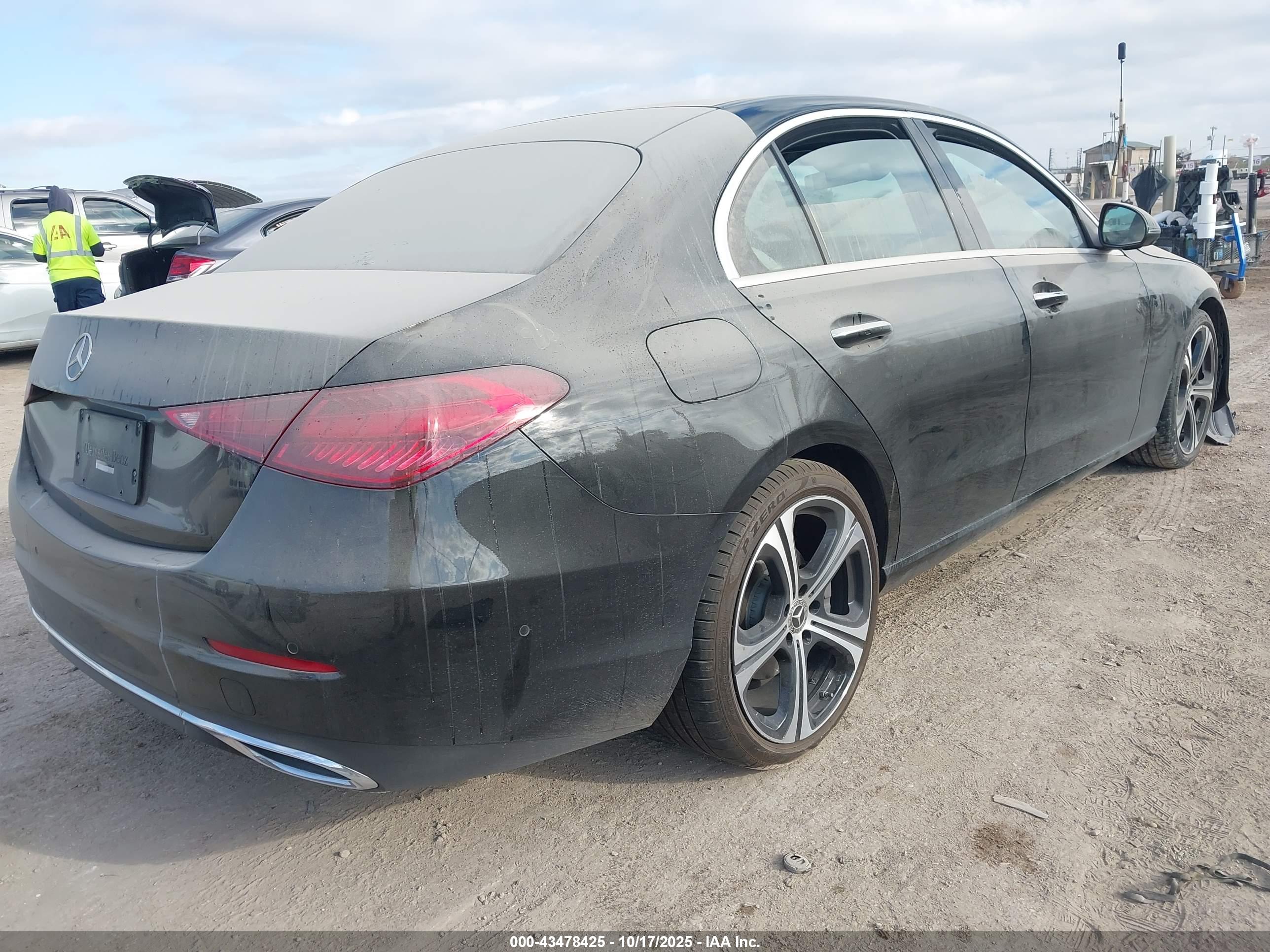 MERCEDES-BENZ C image 4