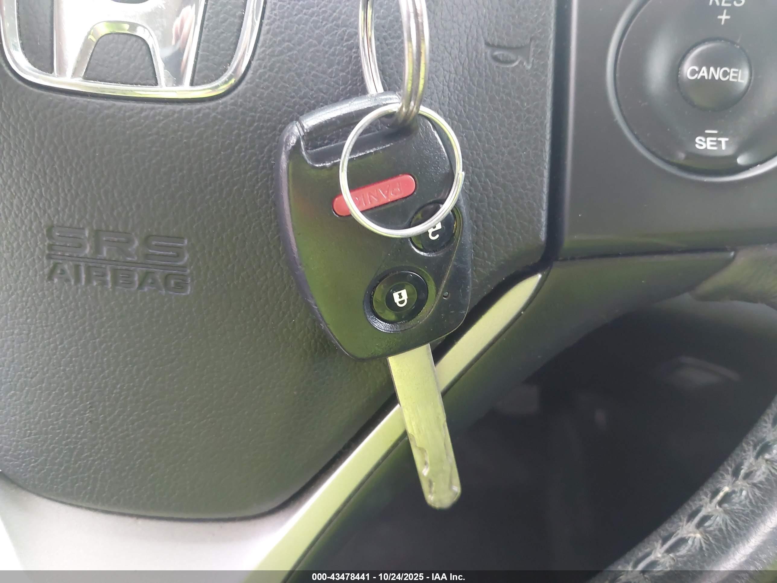 HONDA CR-V image 11