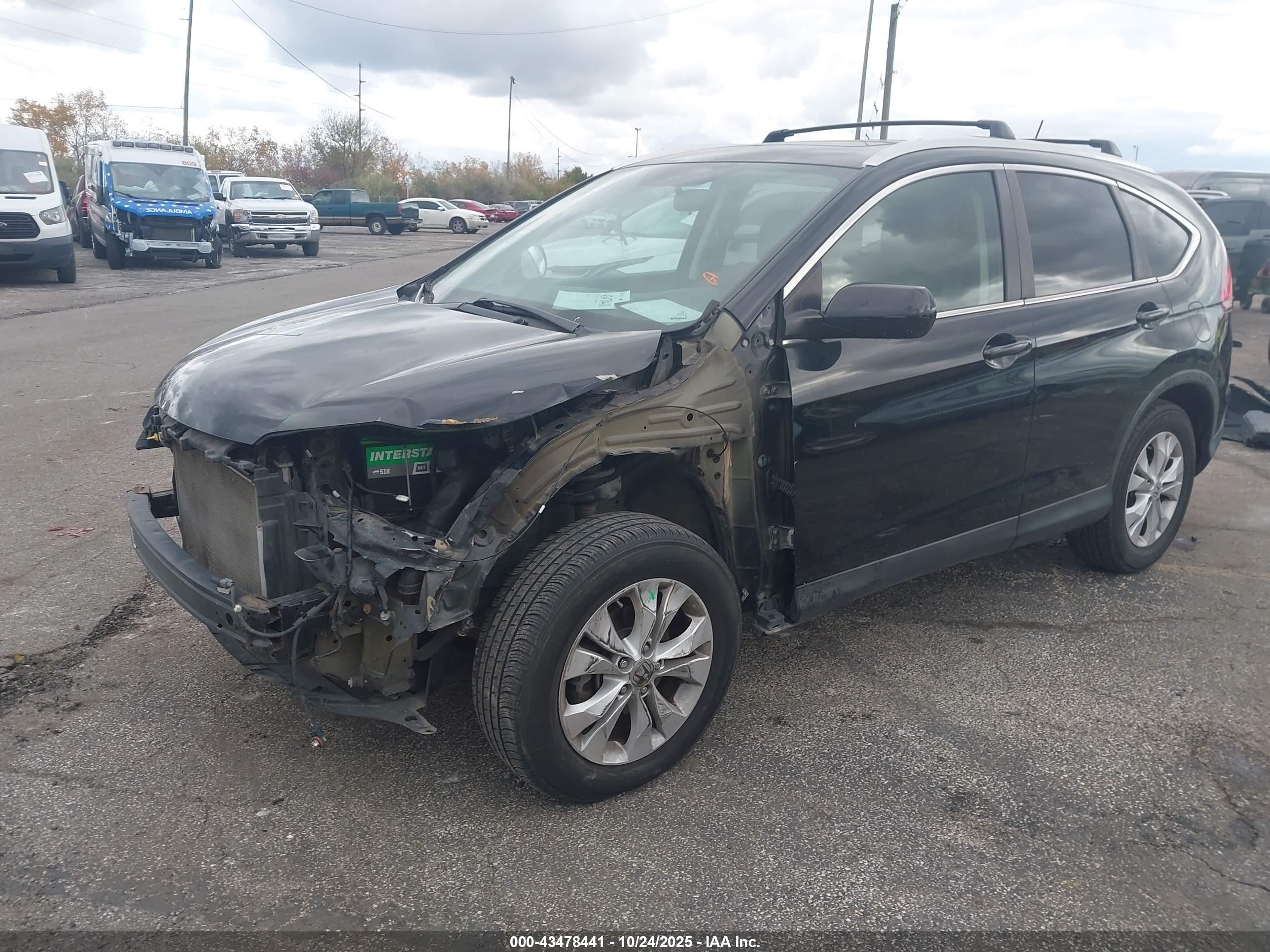 HONDA CR-V image 2