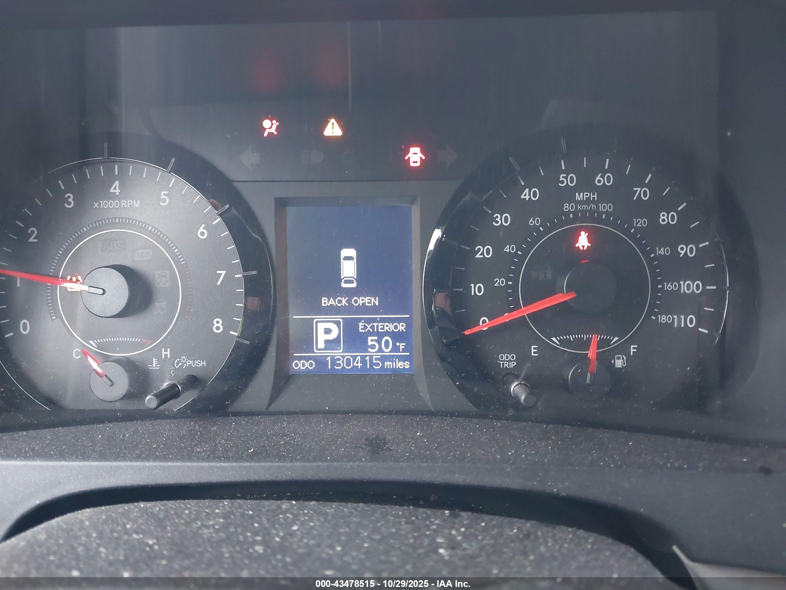 TOYOTA SIENNA image 7