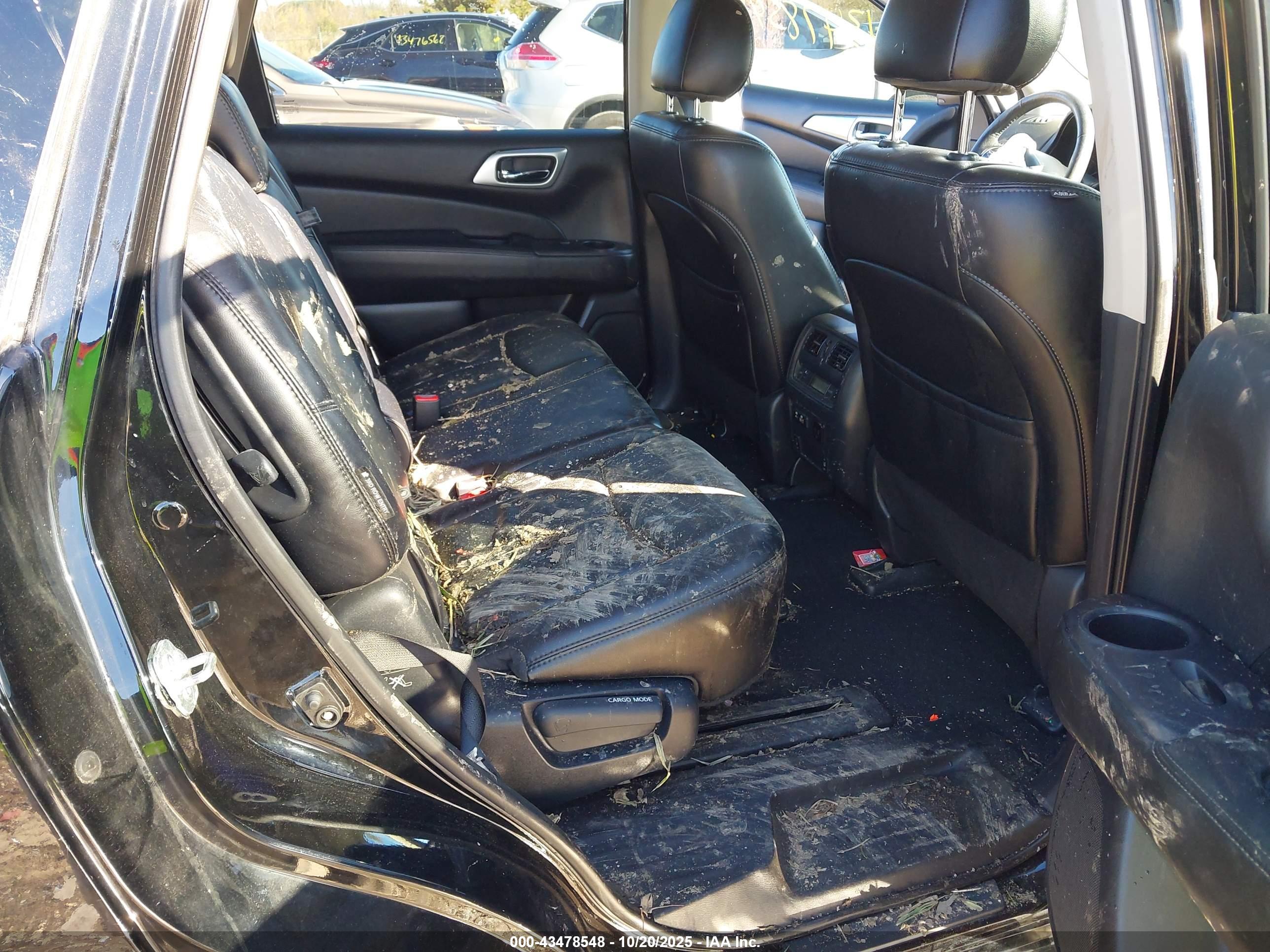 NISSAN PATHFINDER image 8