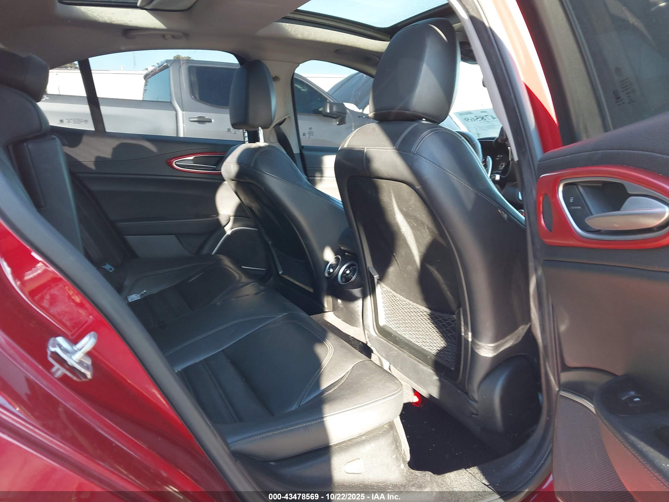 ALFA ROMEO image 8