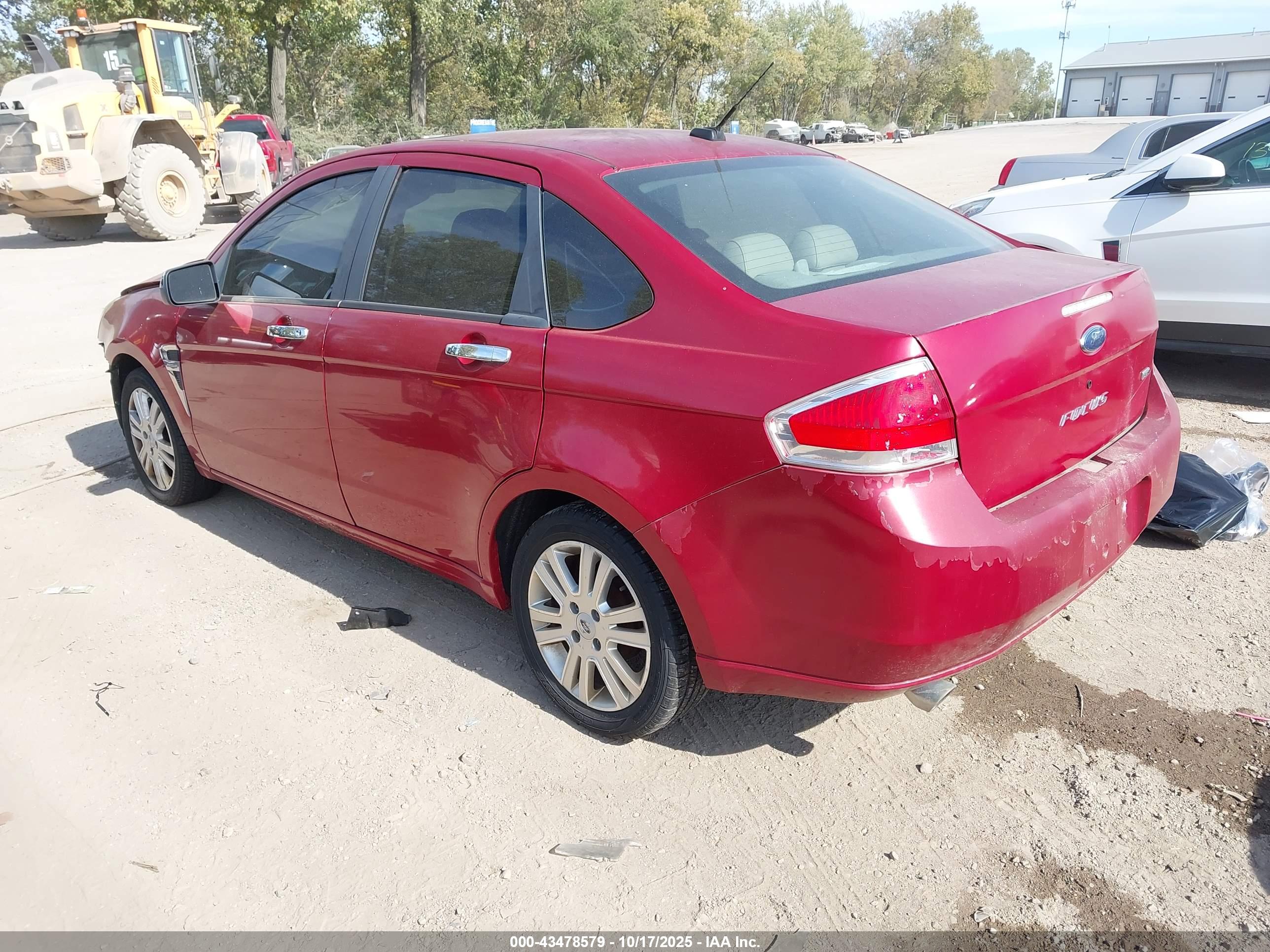 FORD FOCUS image 3