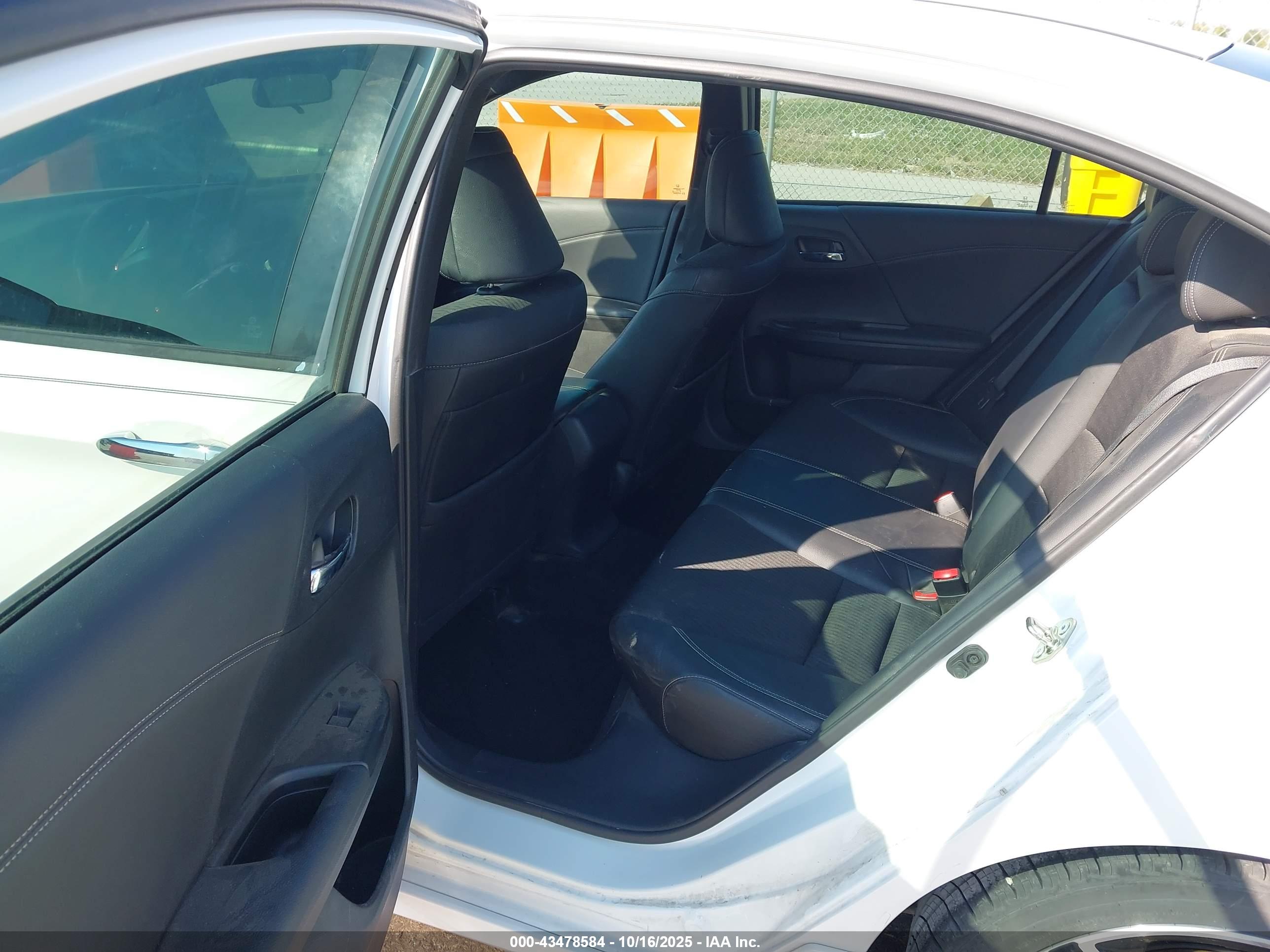HONDA ACCORD image 8