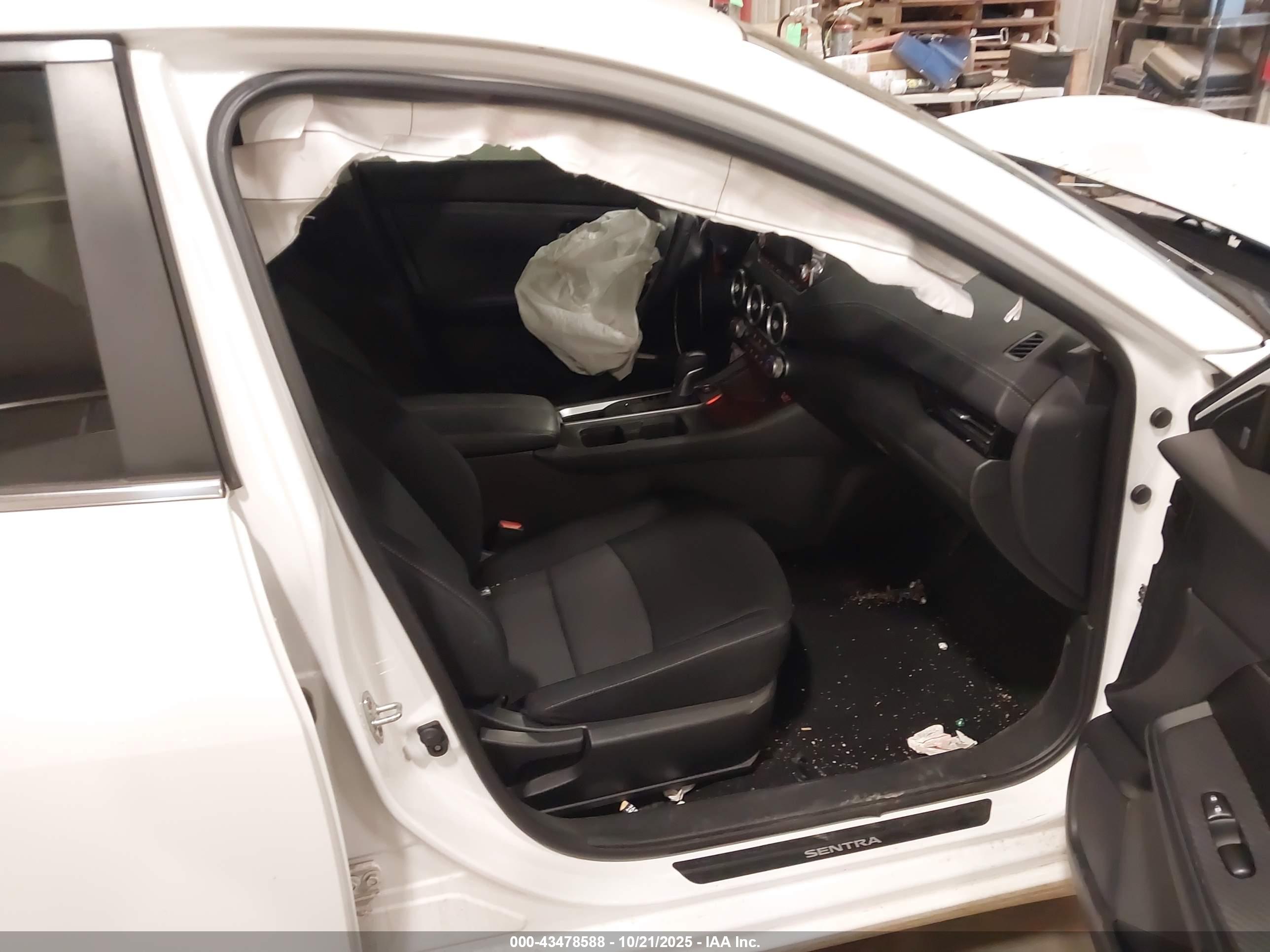 NISSAN SENTRA image 5