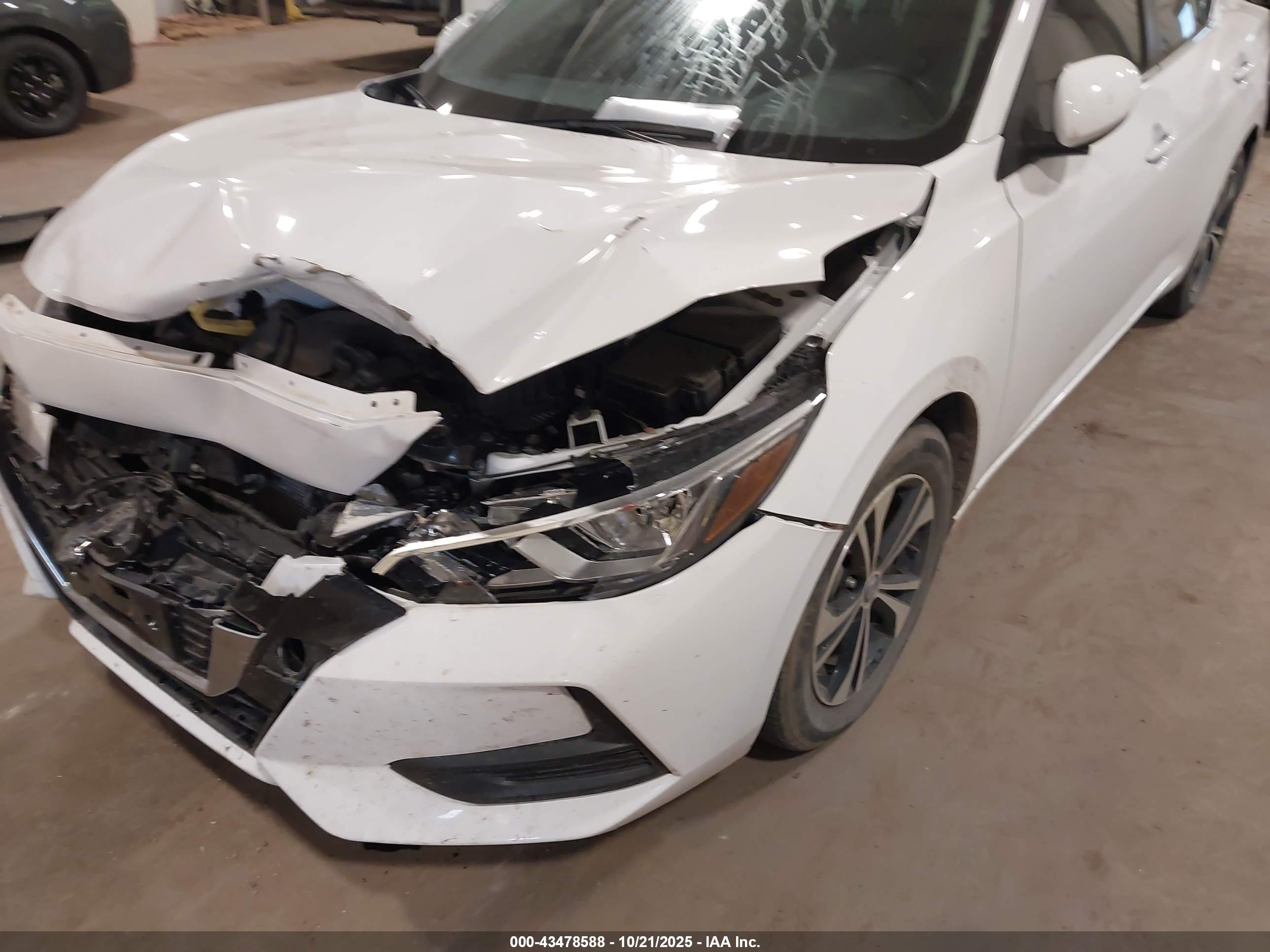 NISSAN SENTRA image 6
