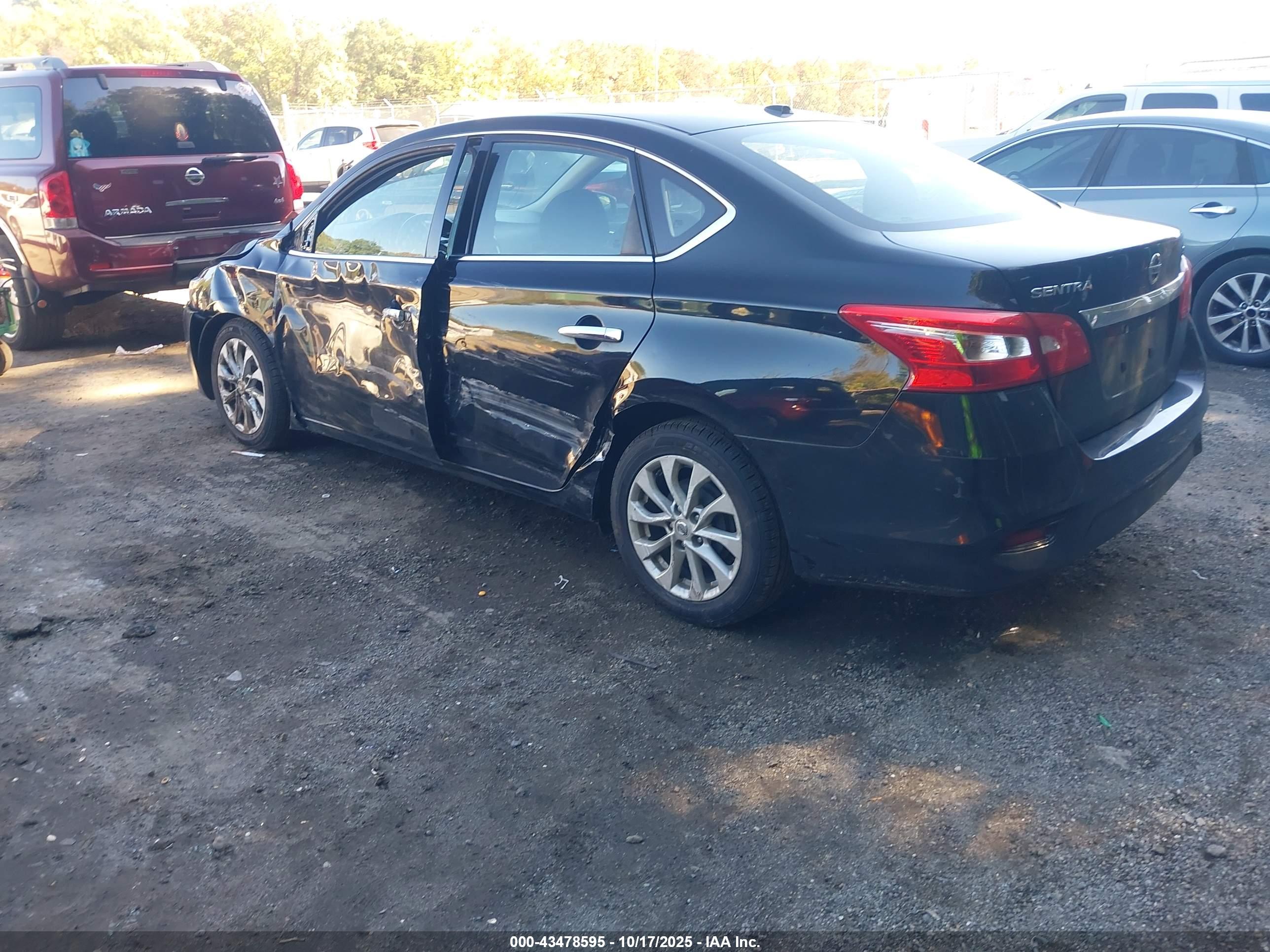 NISSAN SENTRA image 3