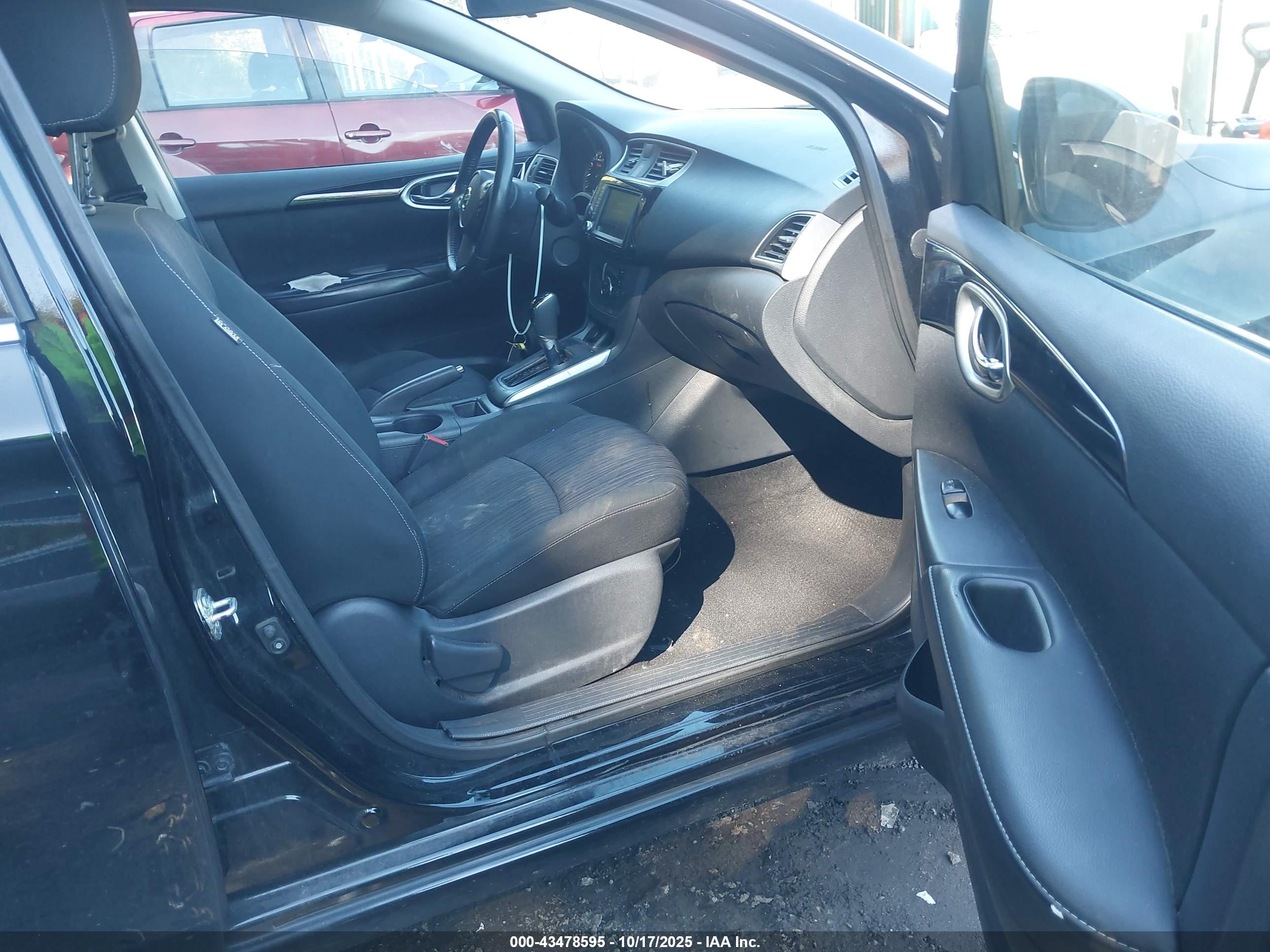 NISSAN SENTRA image 5
