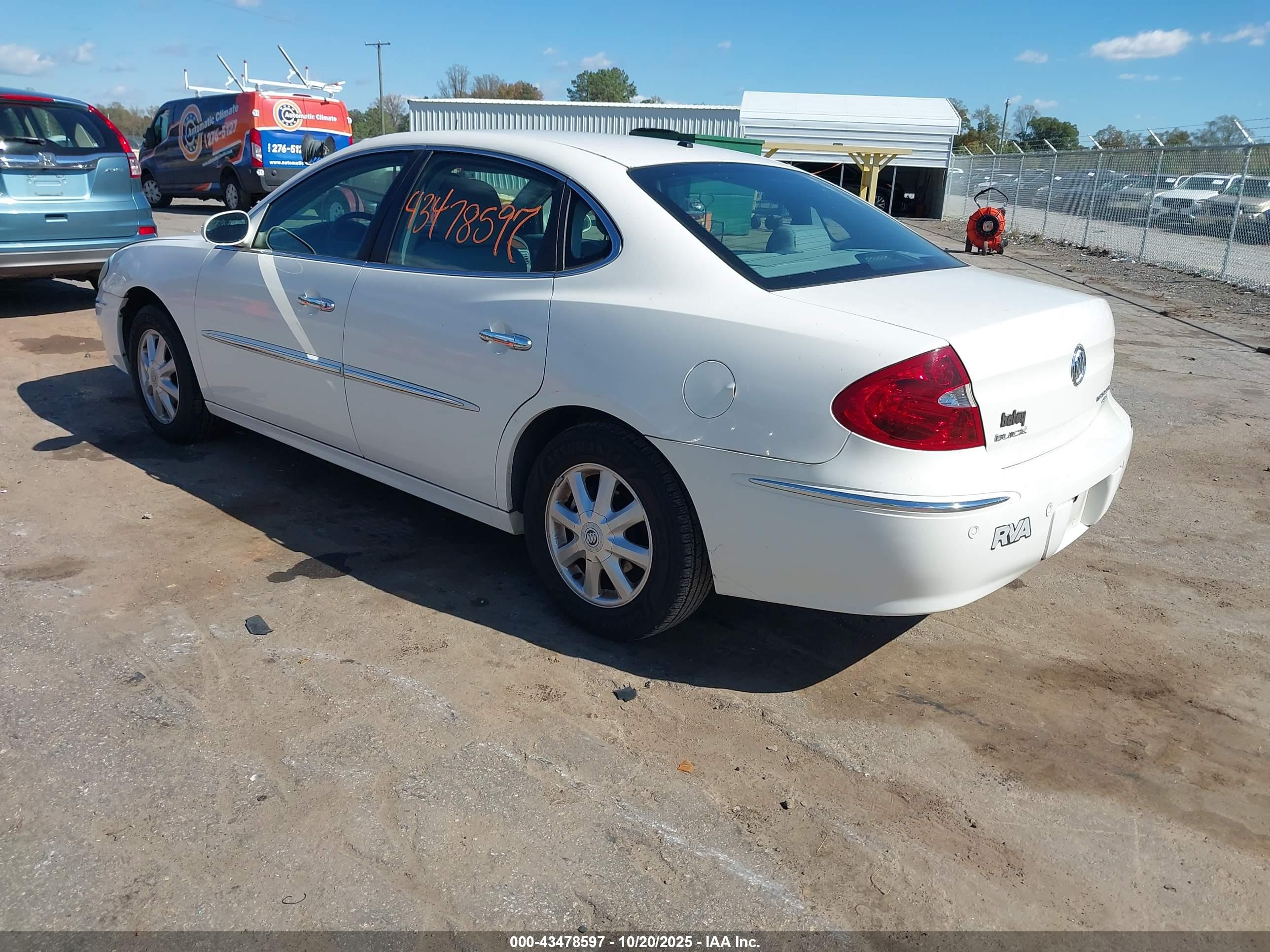 BUICK LACROSSE image 3