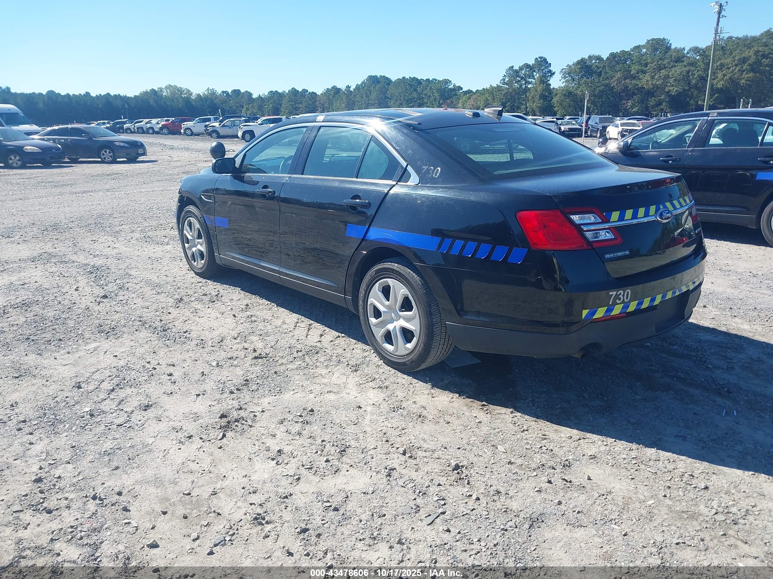 FORD POLICE image 3