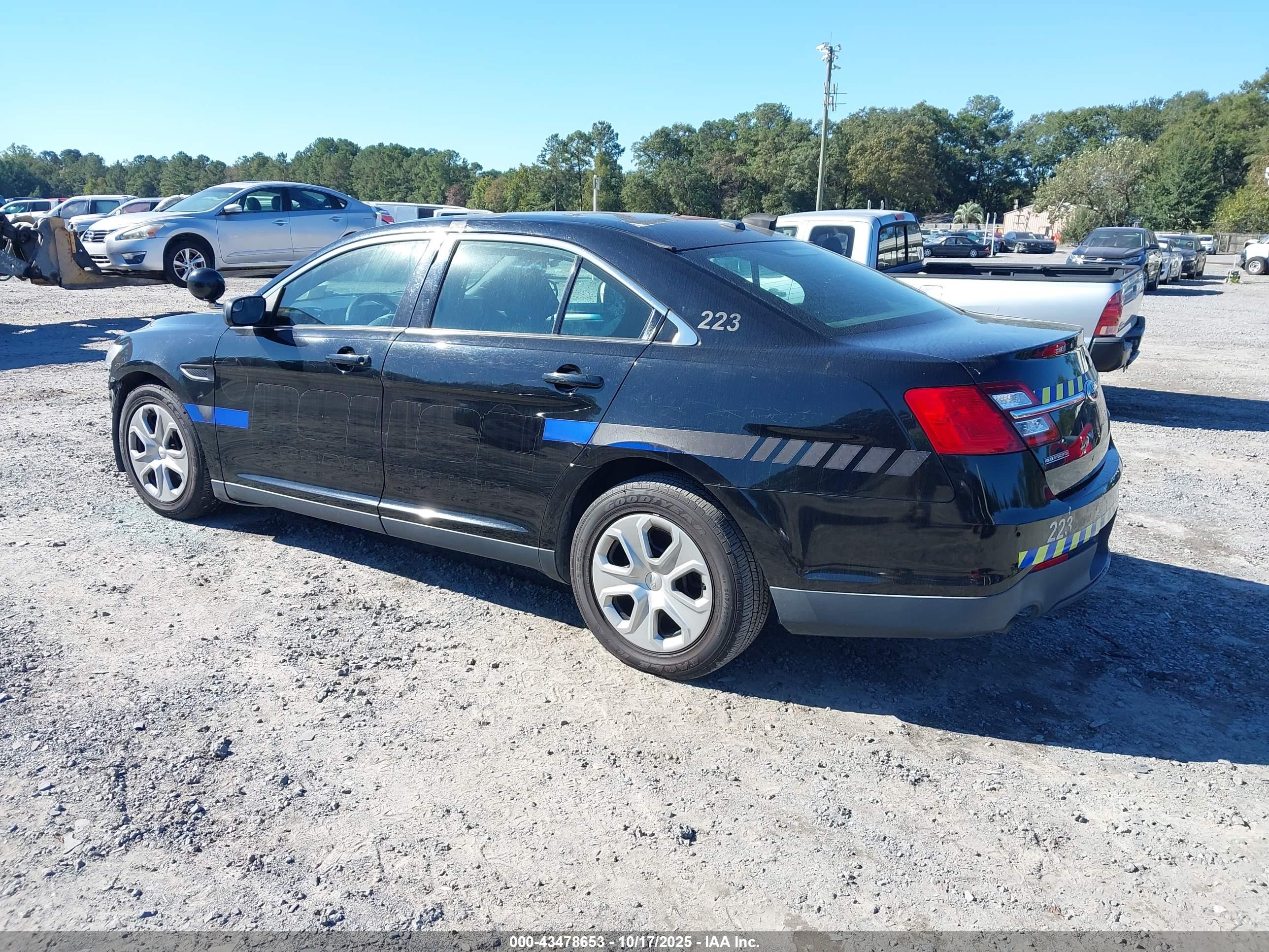FORD POLICE image 3