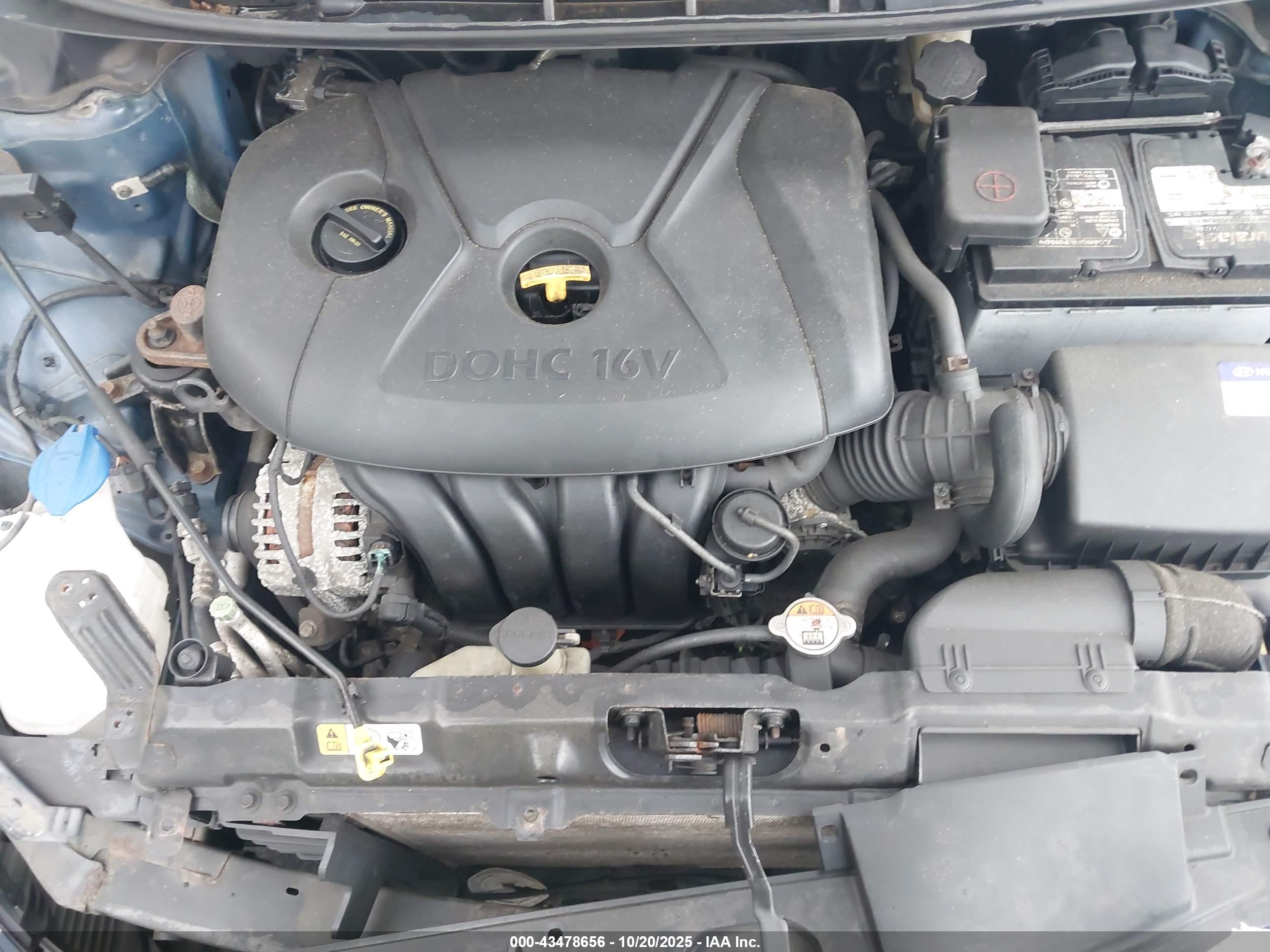 HYUNDAI ELANTRA image 10