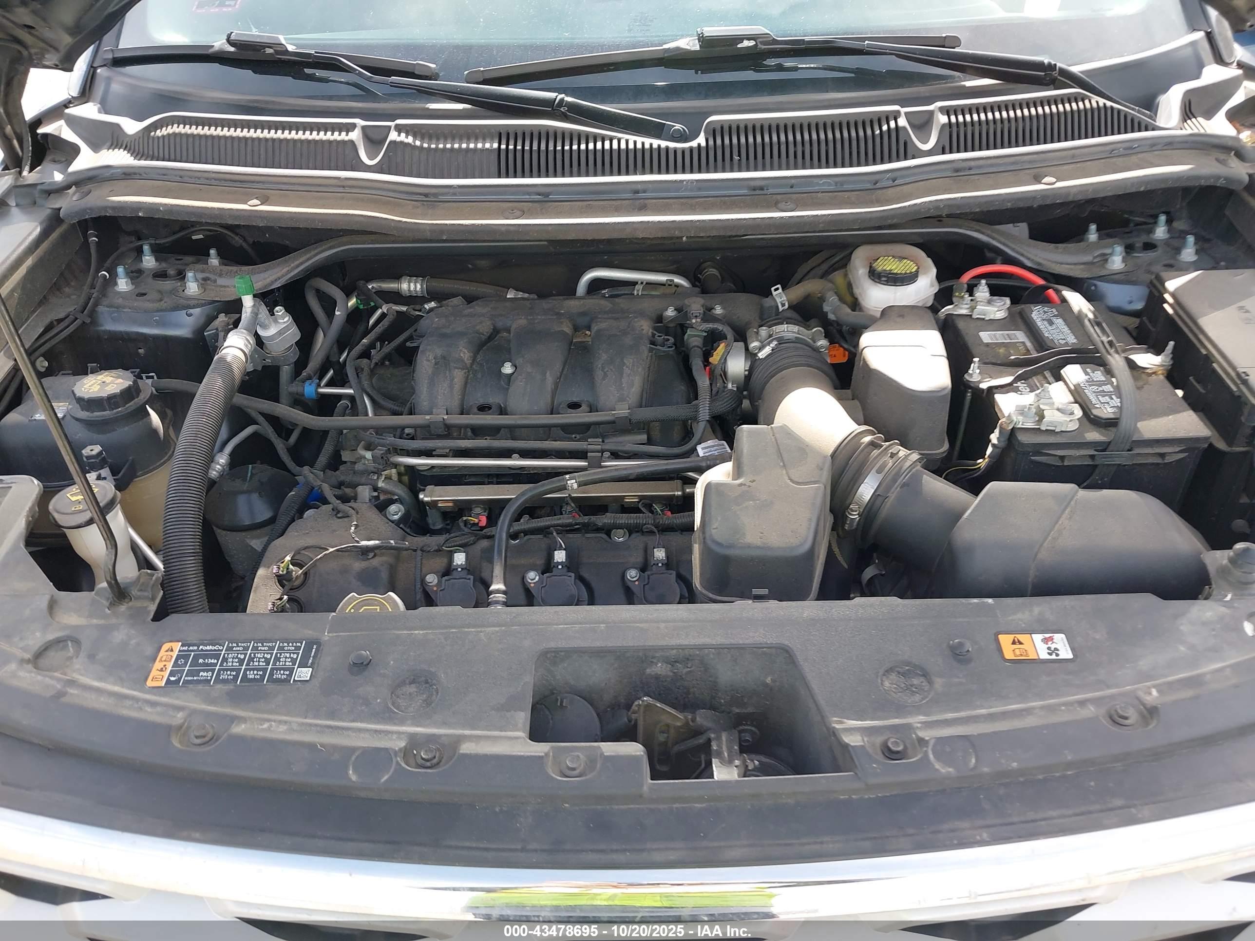 FORD EXPLORER image 10