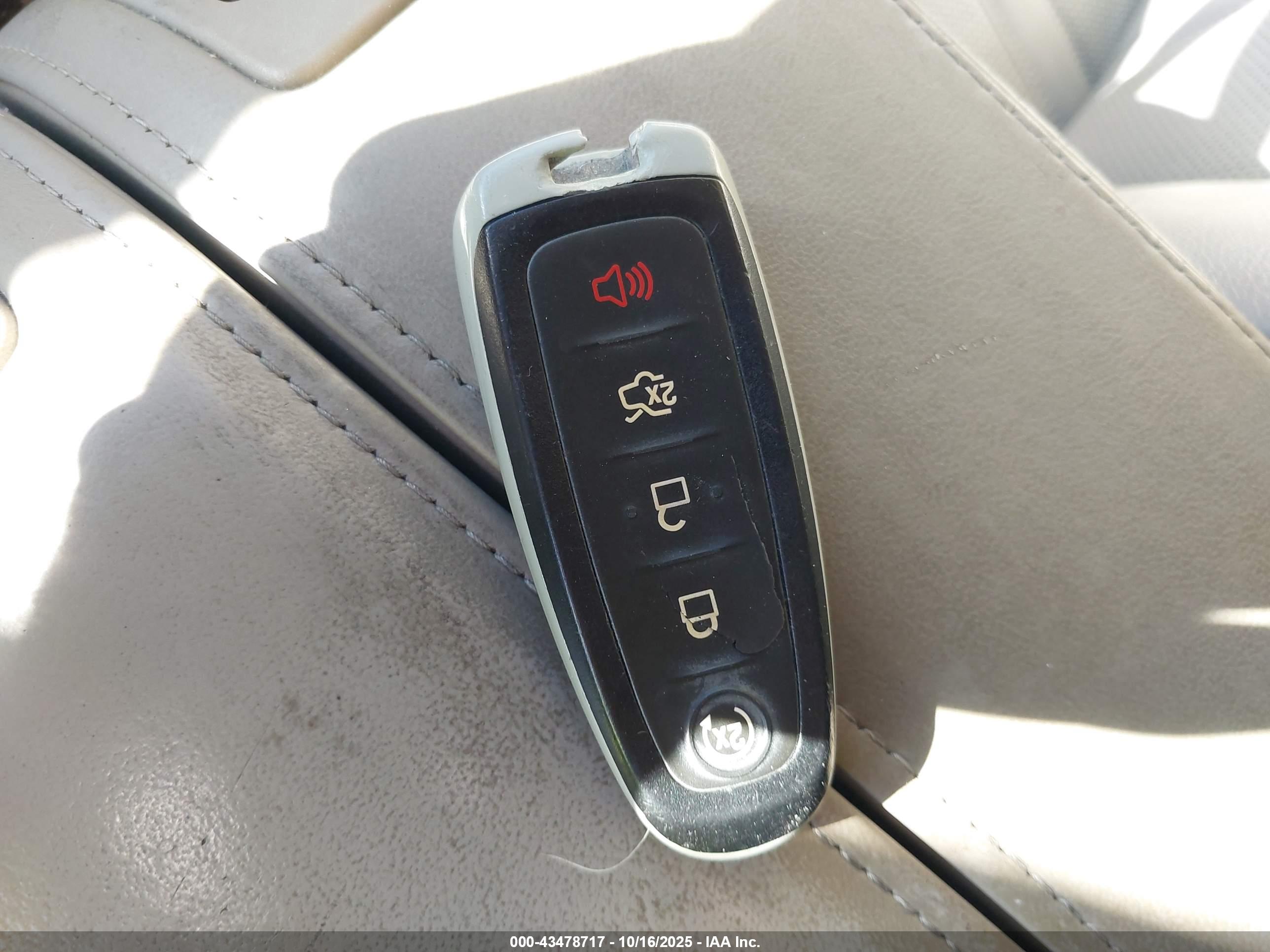 LINCOLN MKX image 11