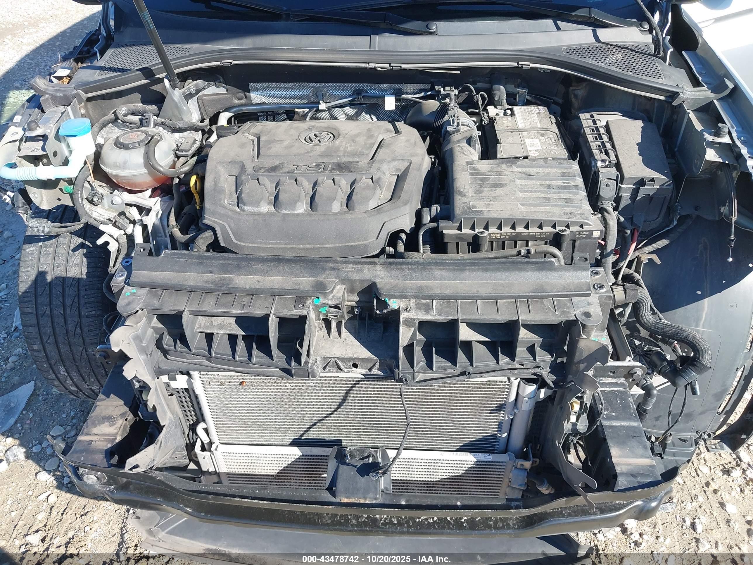 VOLKSWAGEN TIGUAN image 10