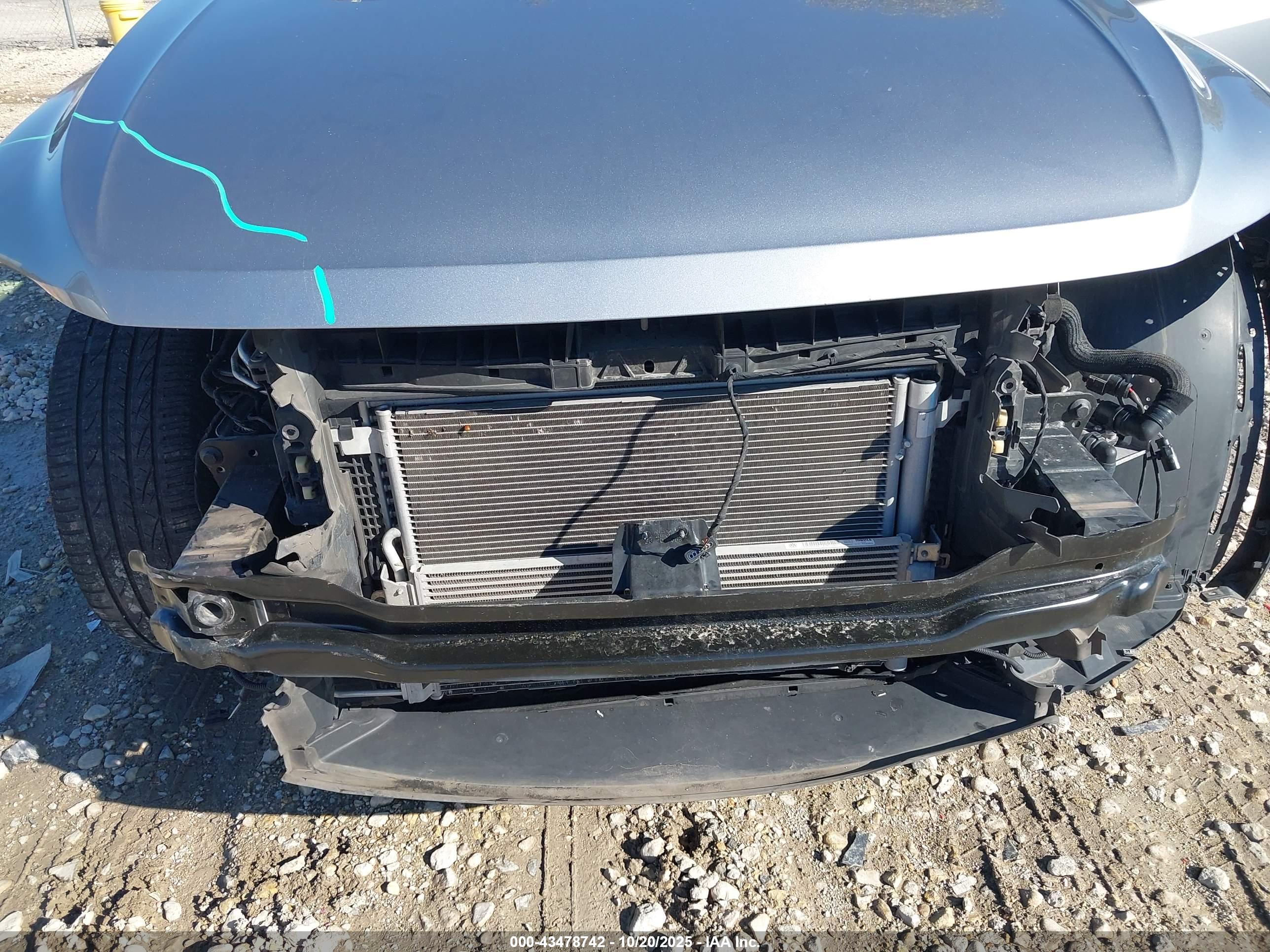 VOLKSWAGEN TIGUAN image 6