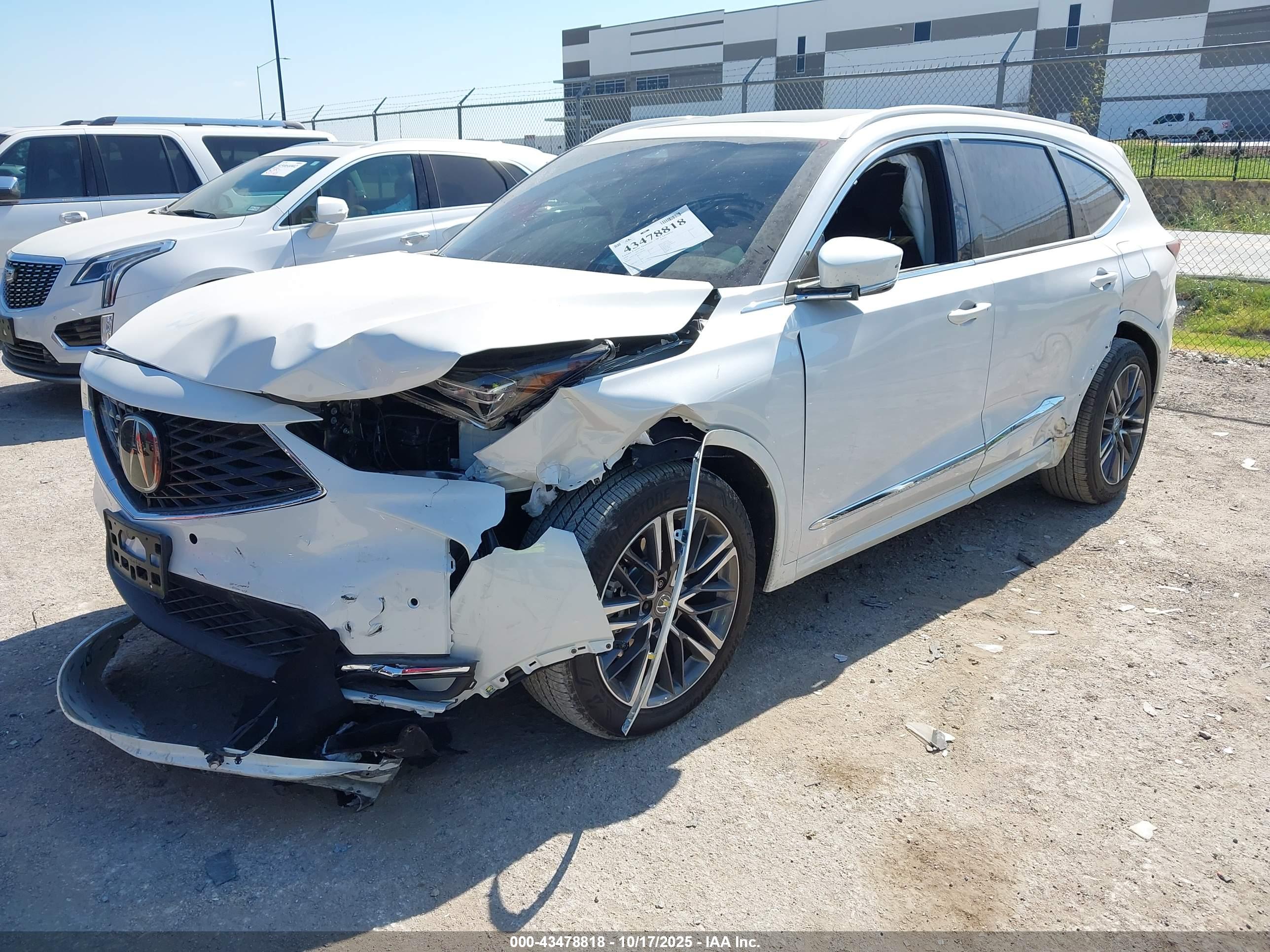 ACURA MDX image 2