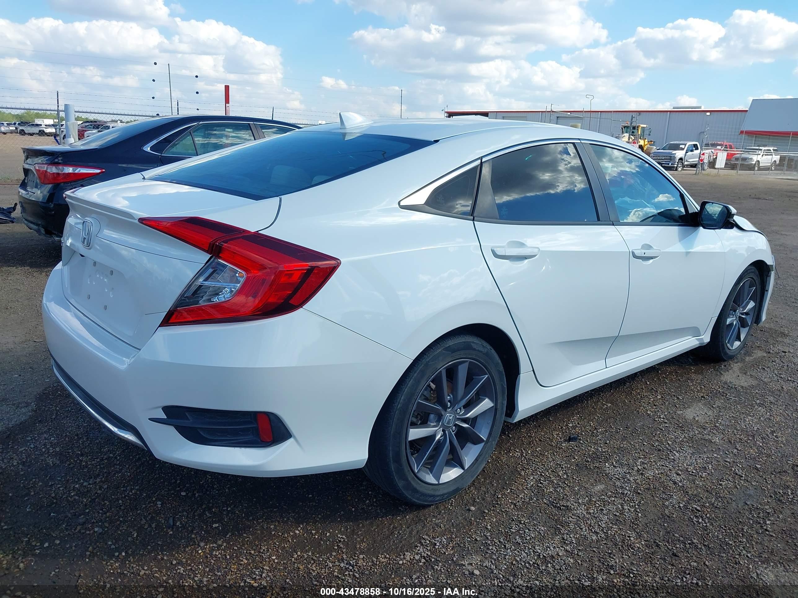 HONDA CIVIC image 4