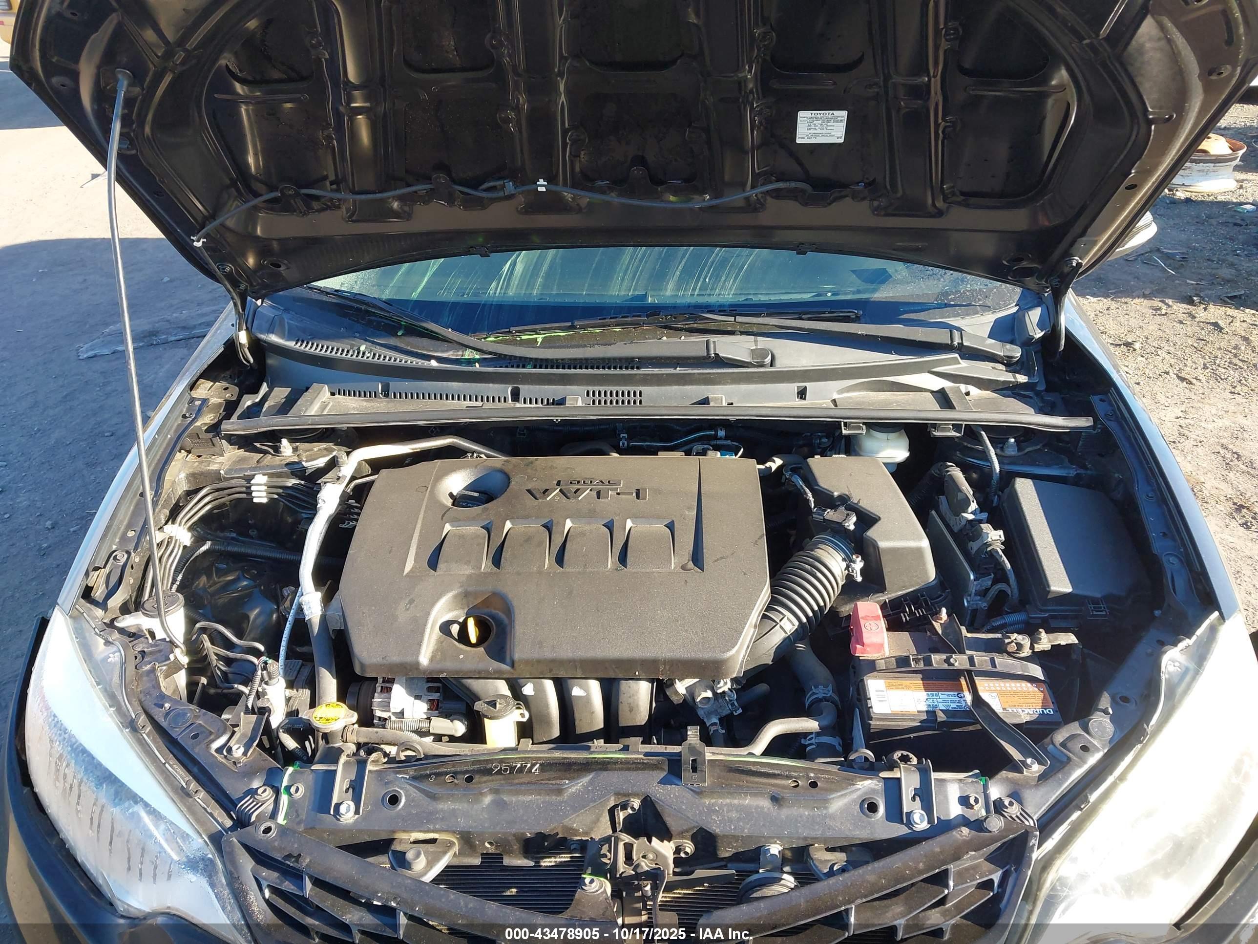 TOYOTA COROLLA image 10