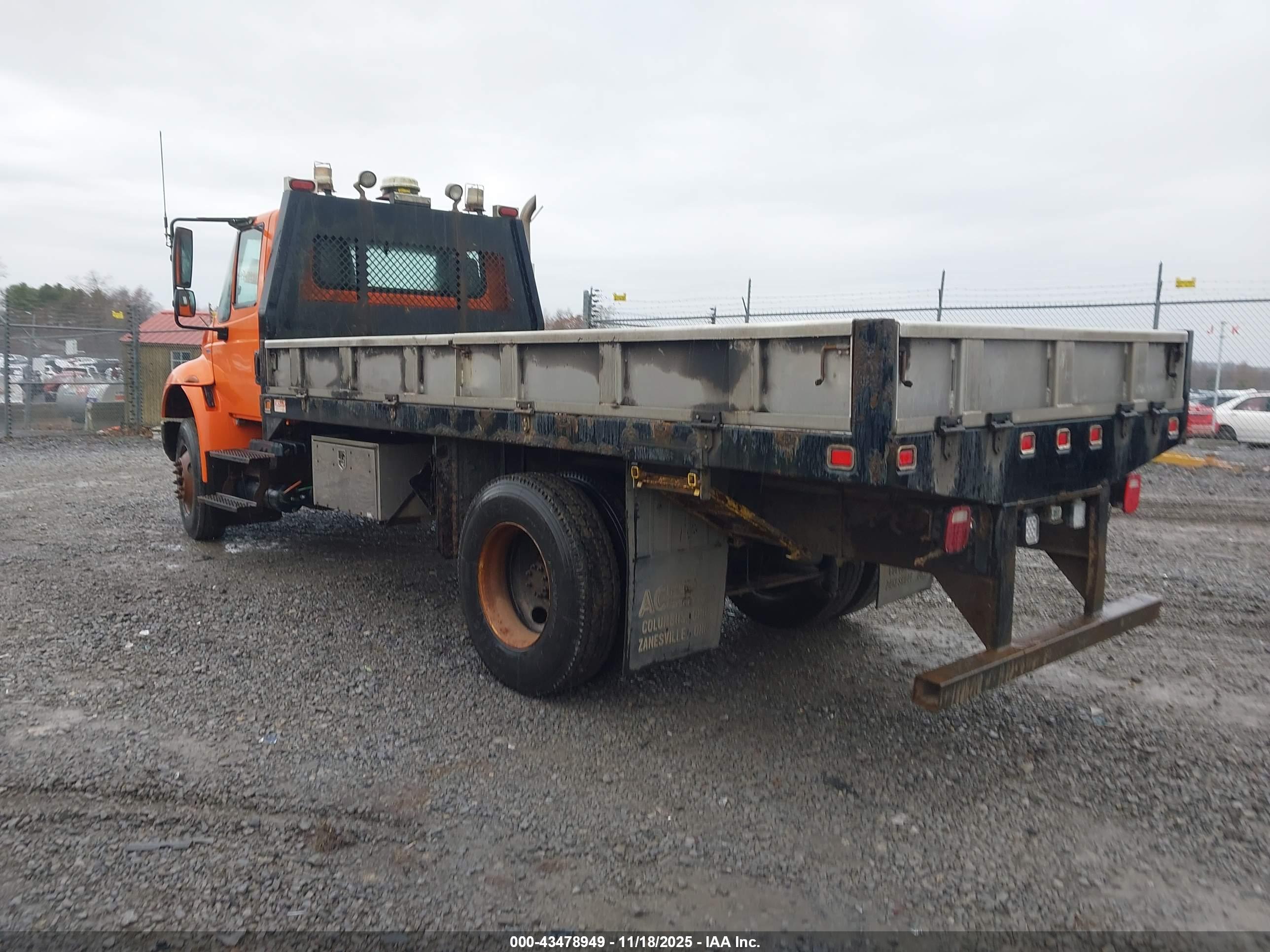 INTERNATIONAL 4000 image 3