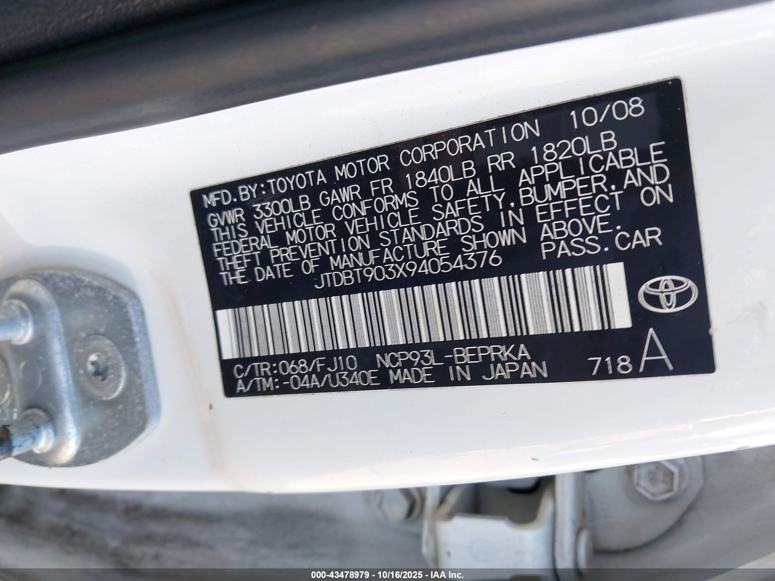 TOYOTA YARIS image 9
