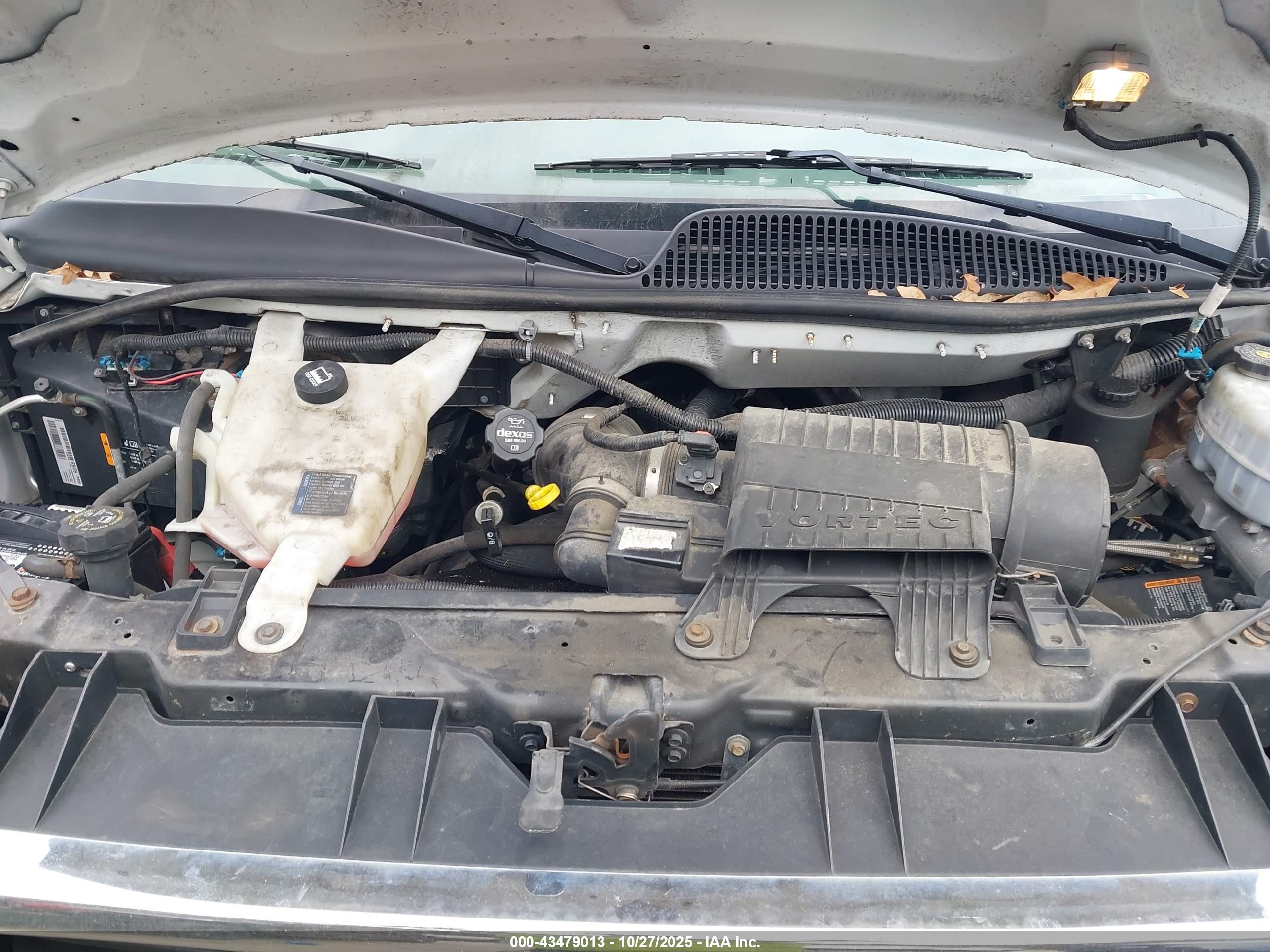 GMC SAVANA image 10
