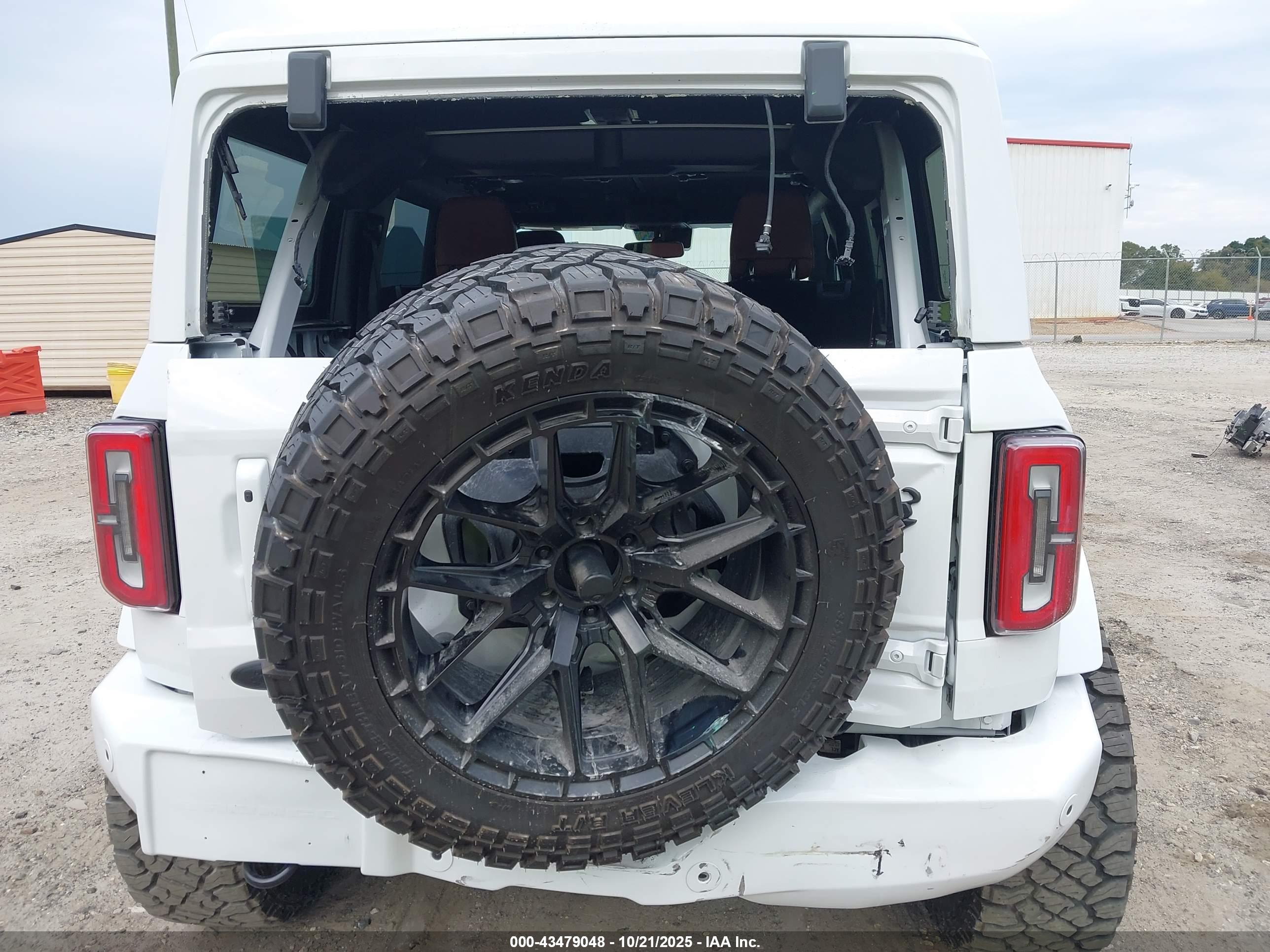 FORD BRONCO image 6