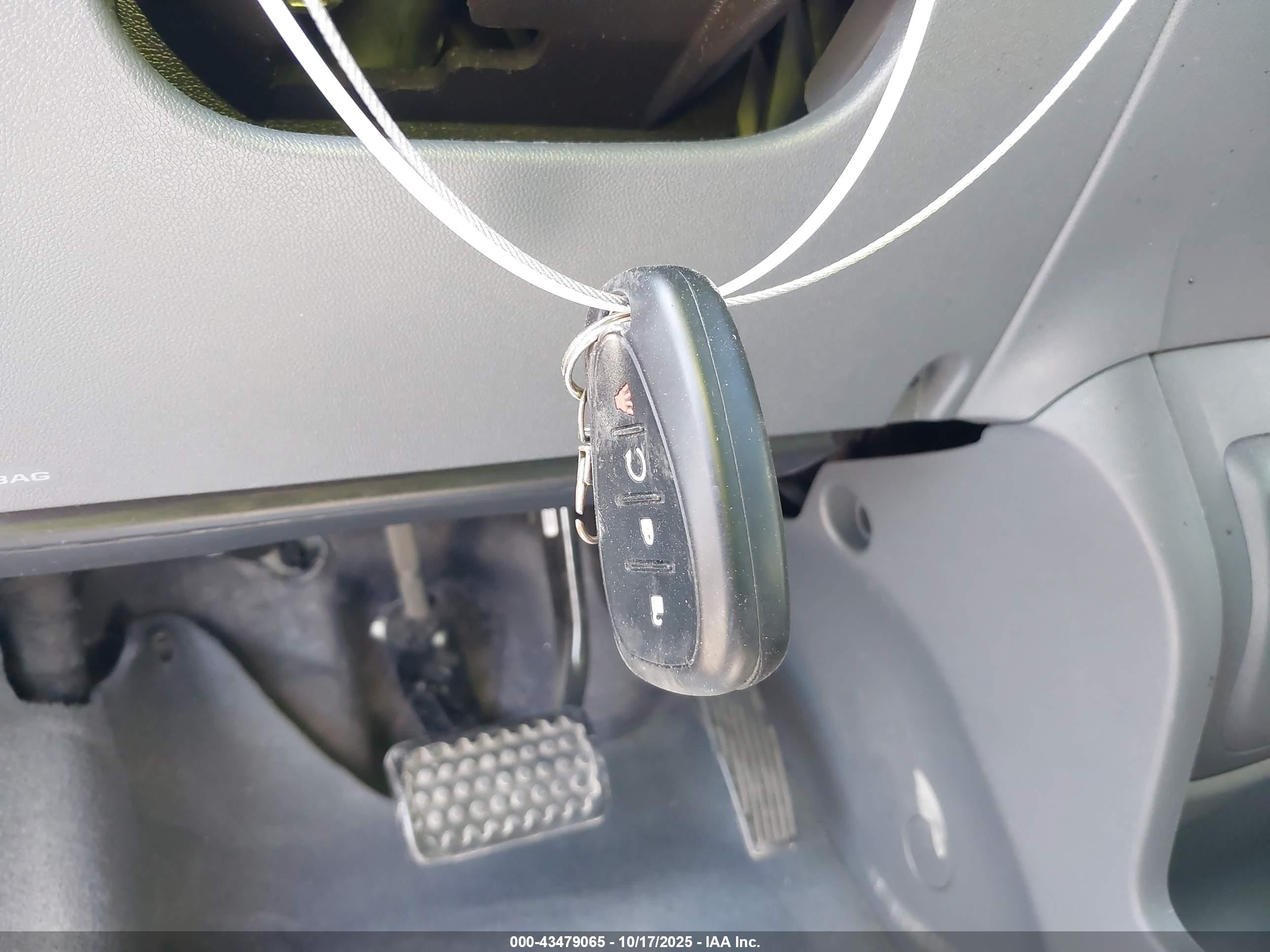 CHEVROLET BOLT image 11