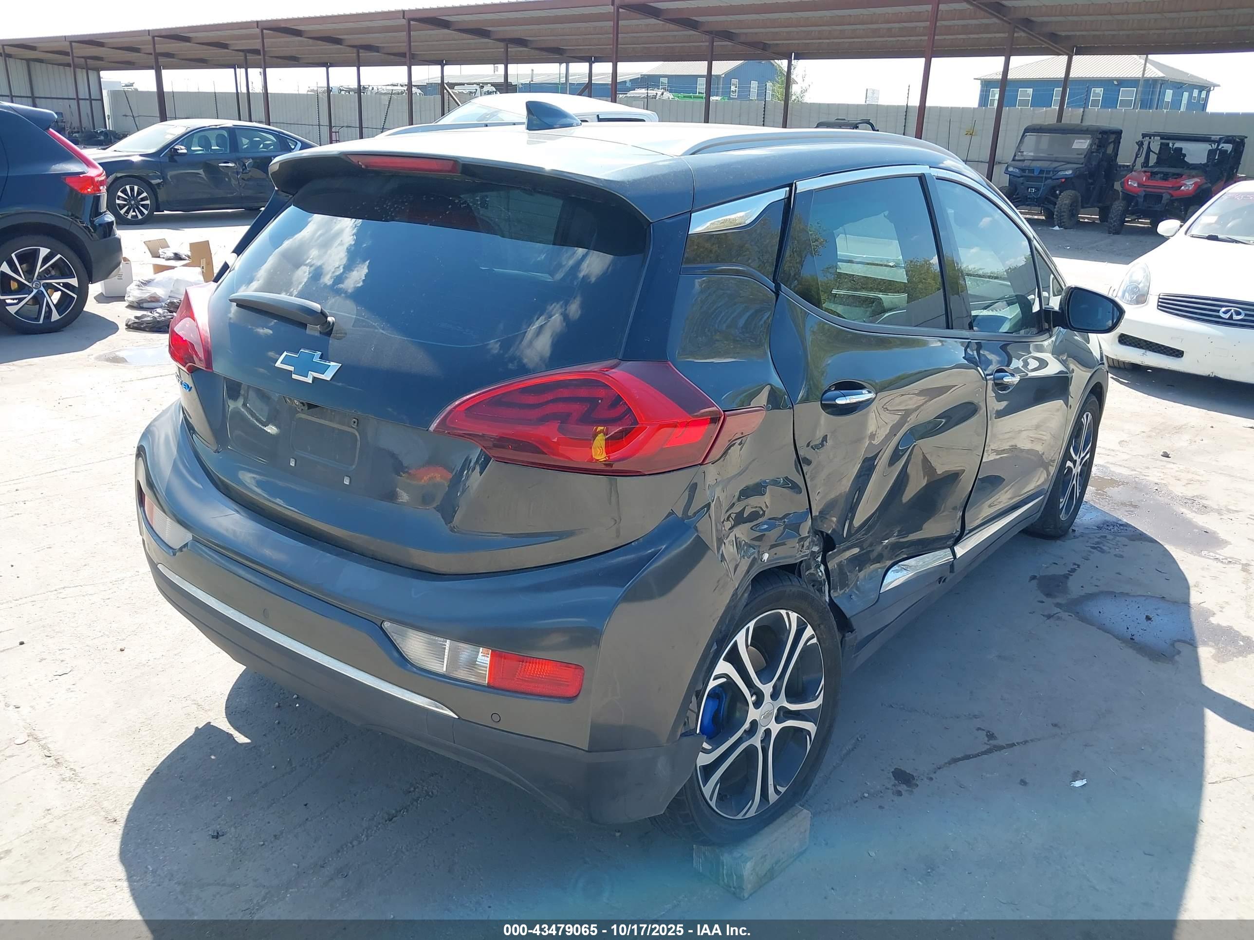 CHEVROLET BOLT image 4