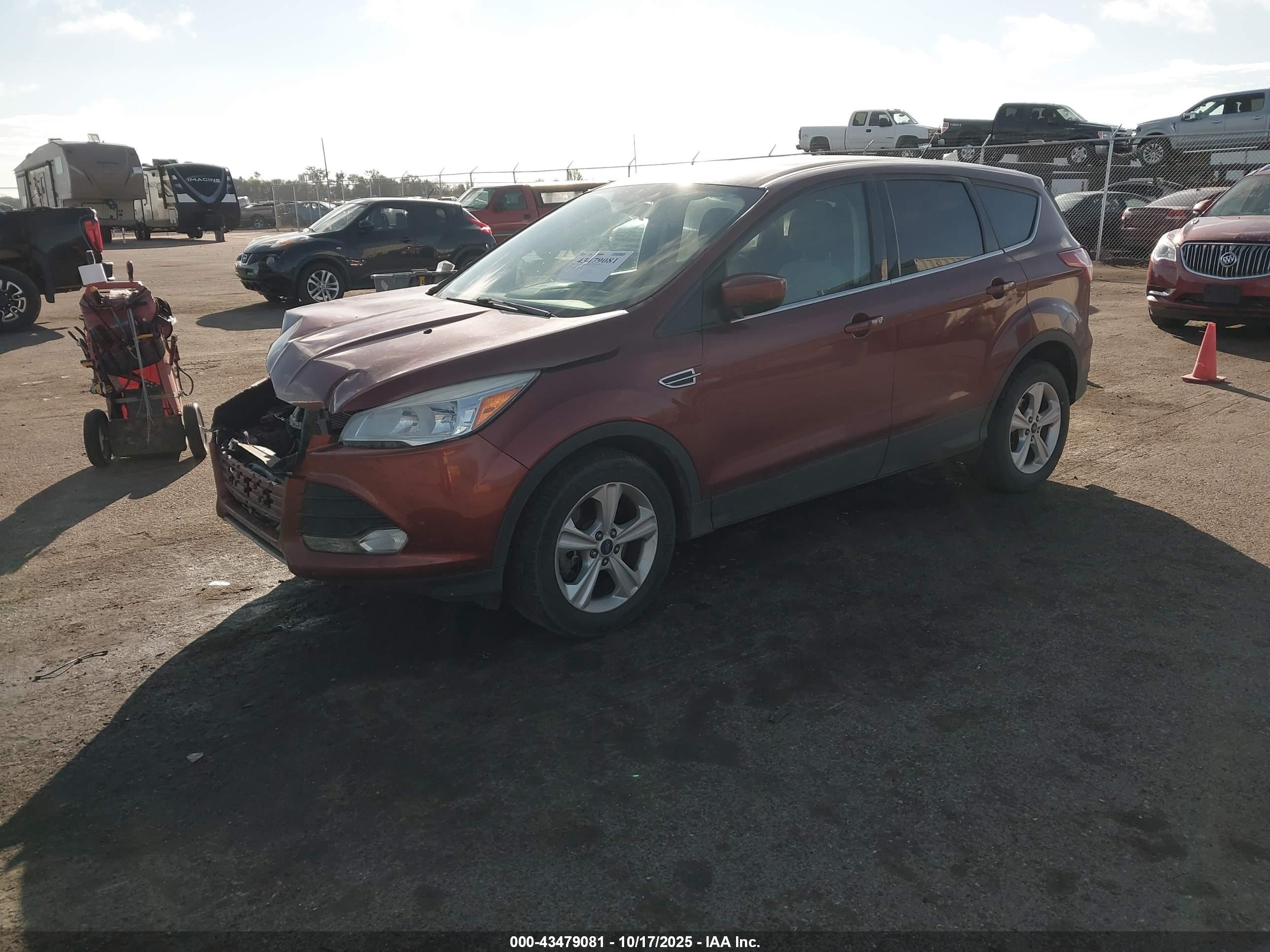 FORD ESCAPE image 2
