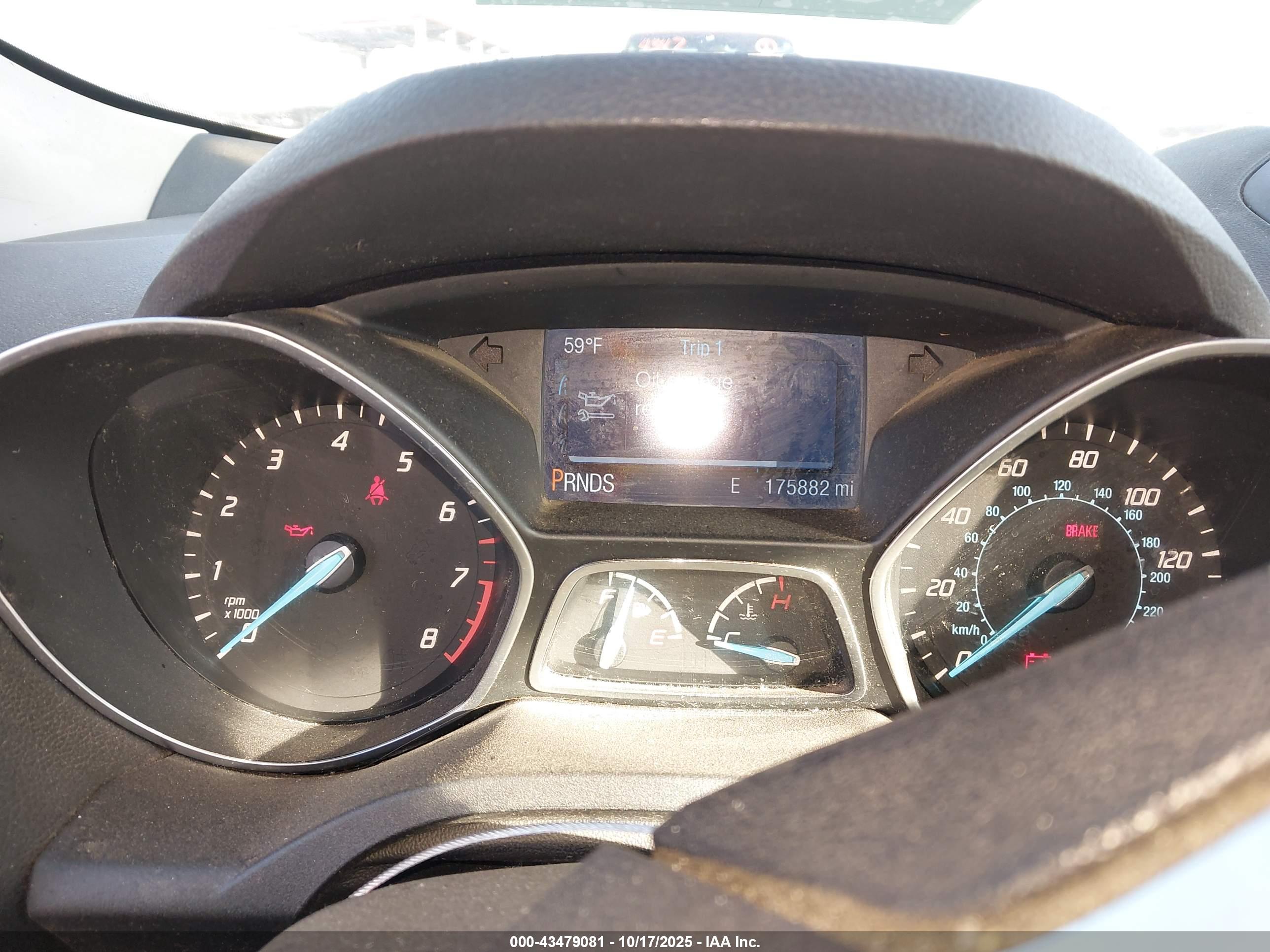 FORD ESCAPE image 7