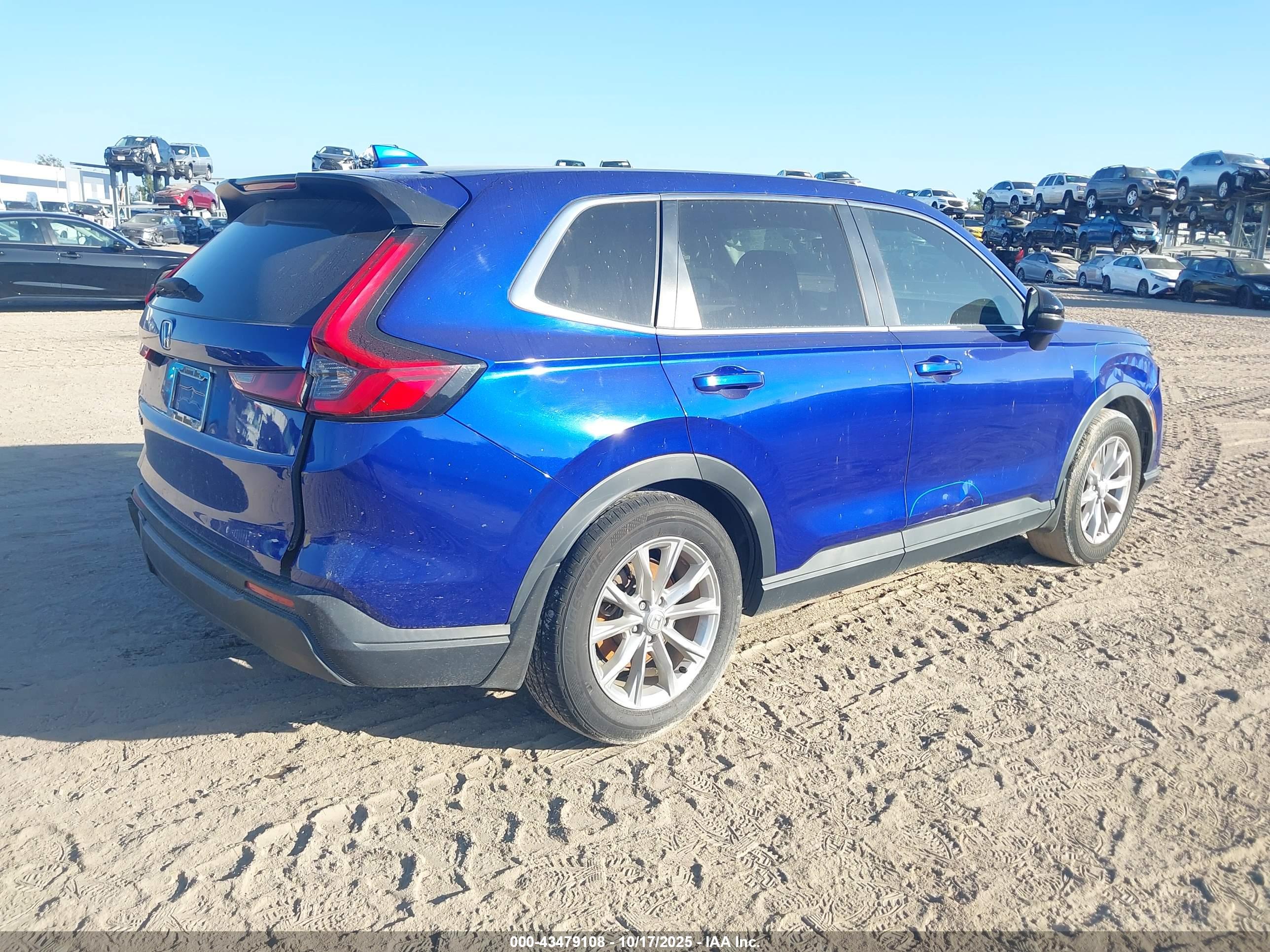 HONDA CR-V image 4