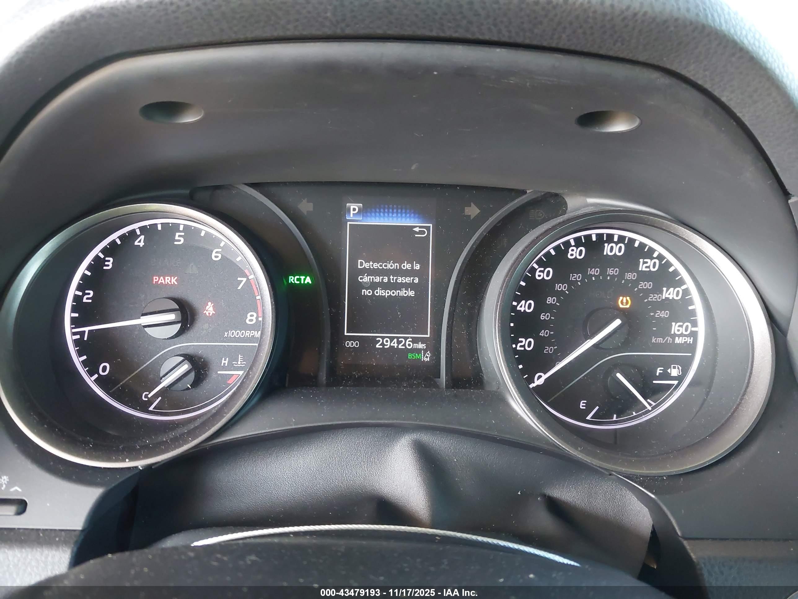 TOYOTA CAMRY image 7