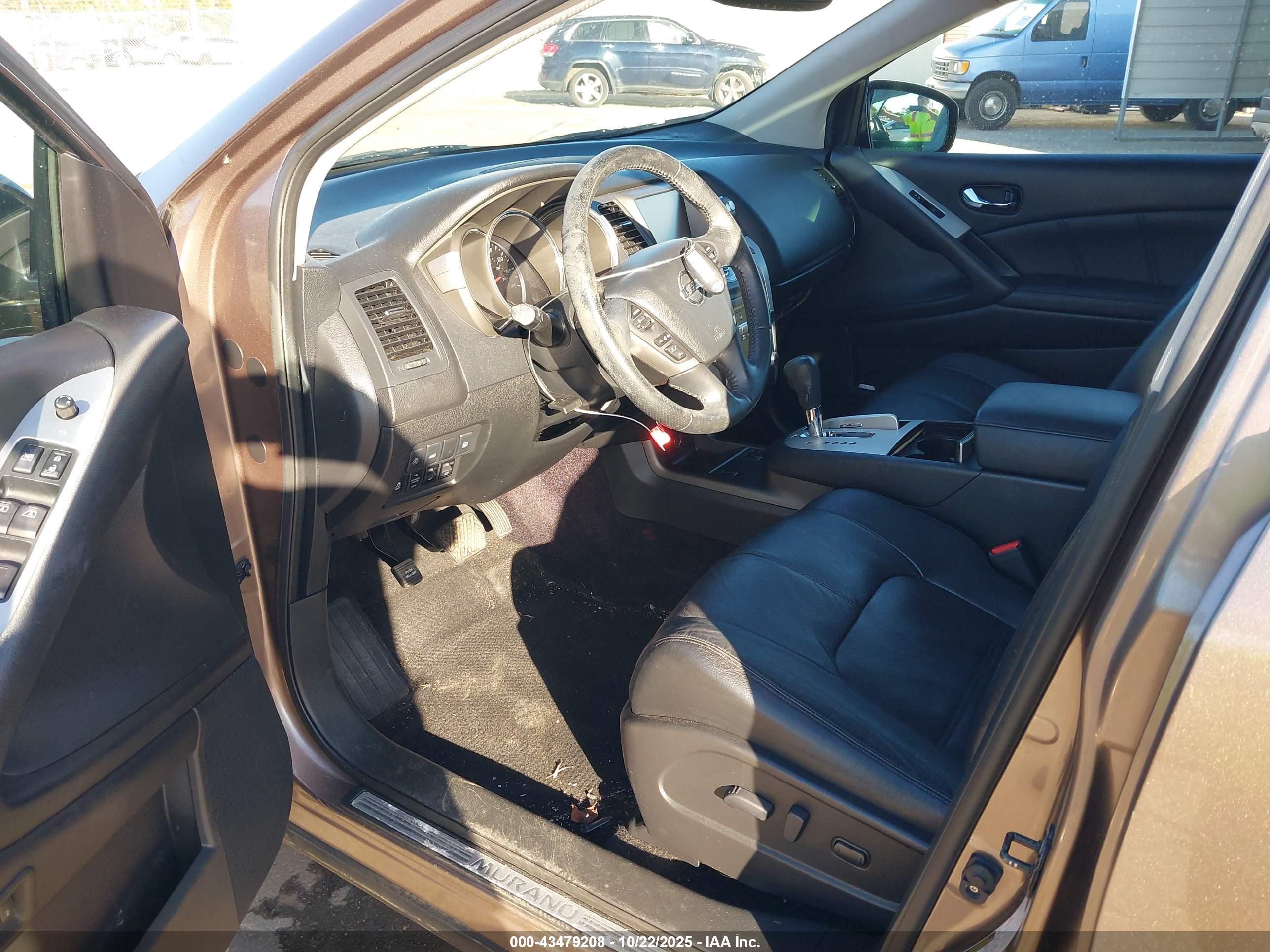 NISSAN MURANO image 5