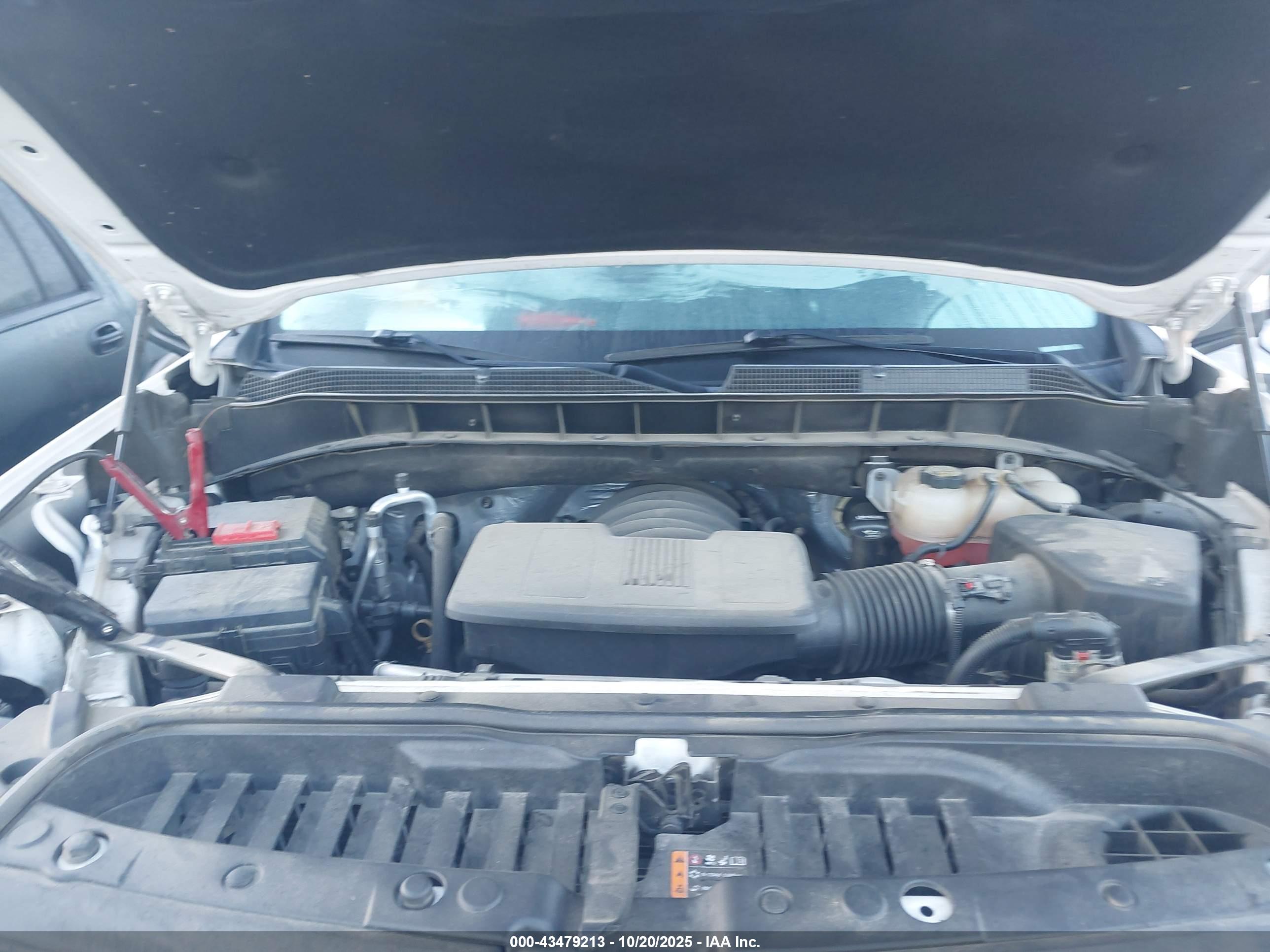 CHEVROLET SILVERADO image 10