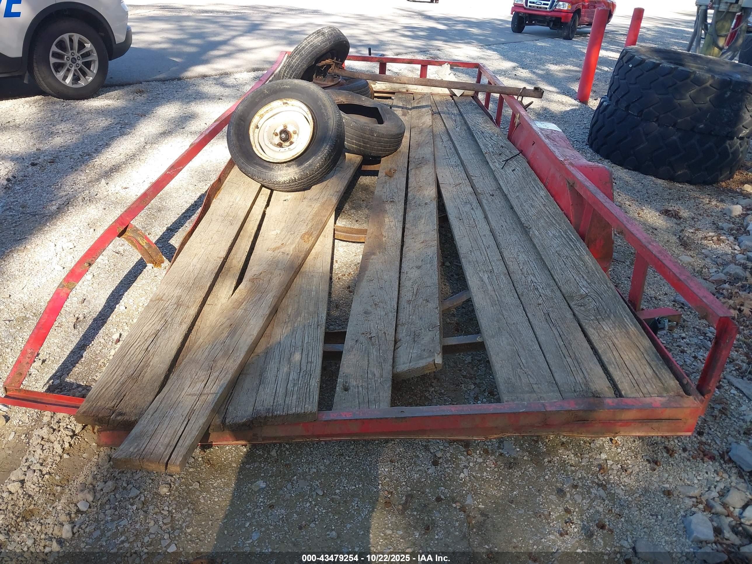 LOOK TRAILERS image 5