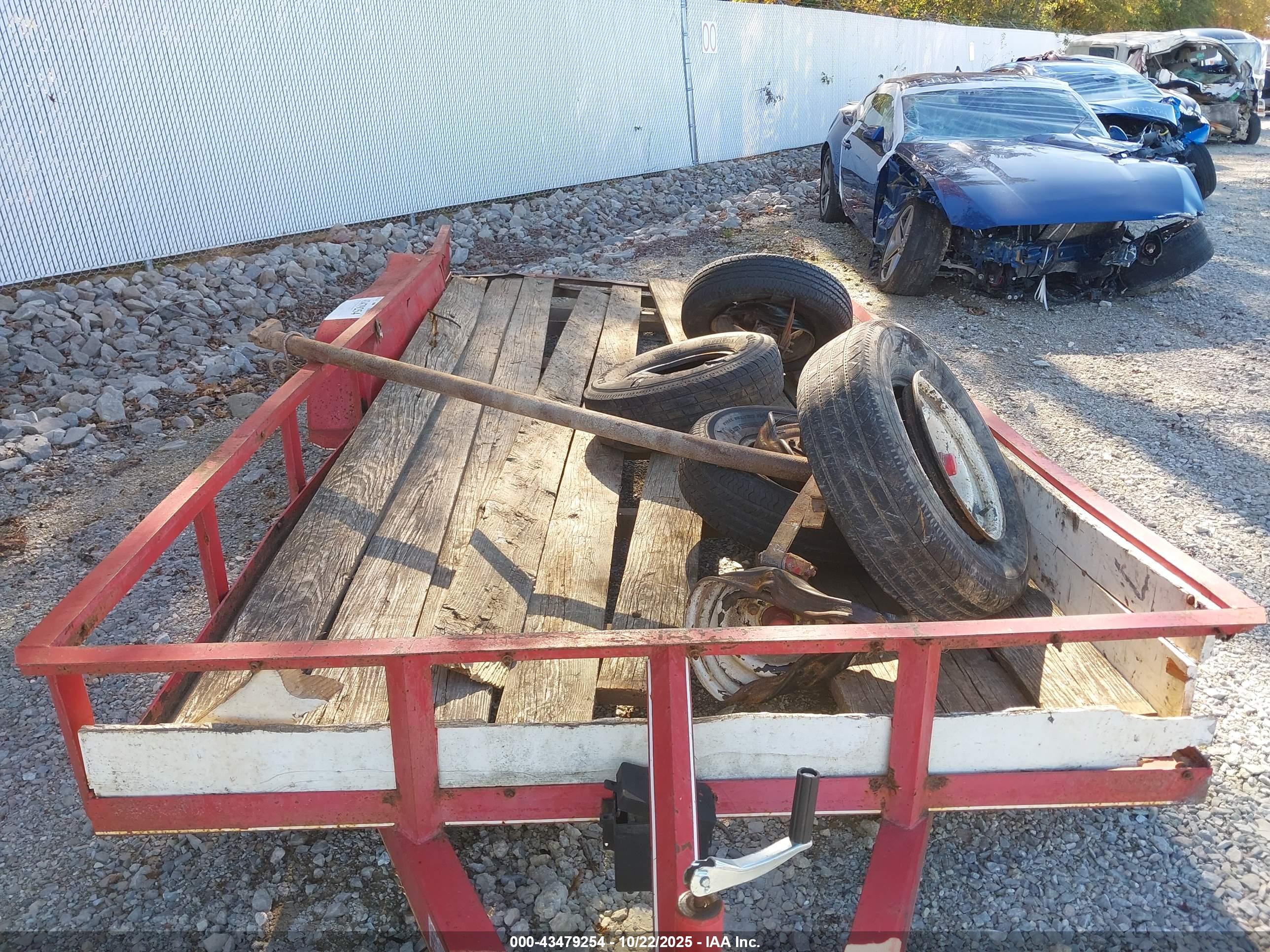LOOK TRAILERS image 6