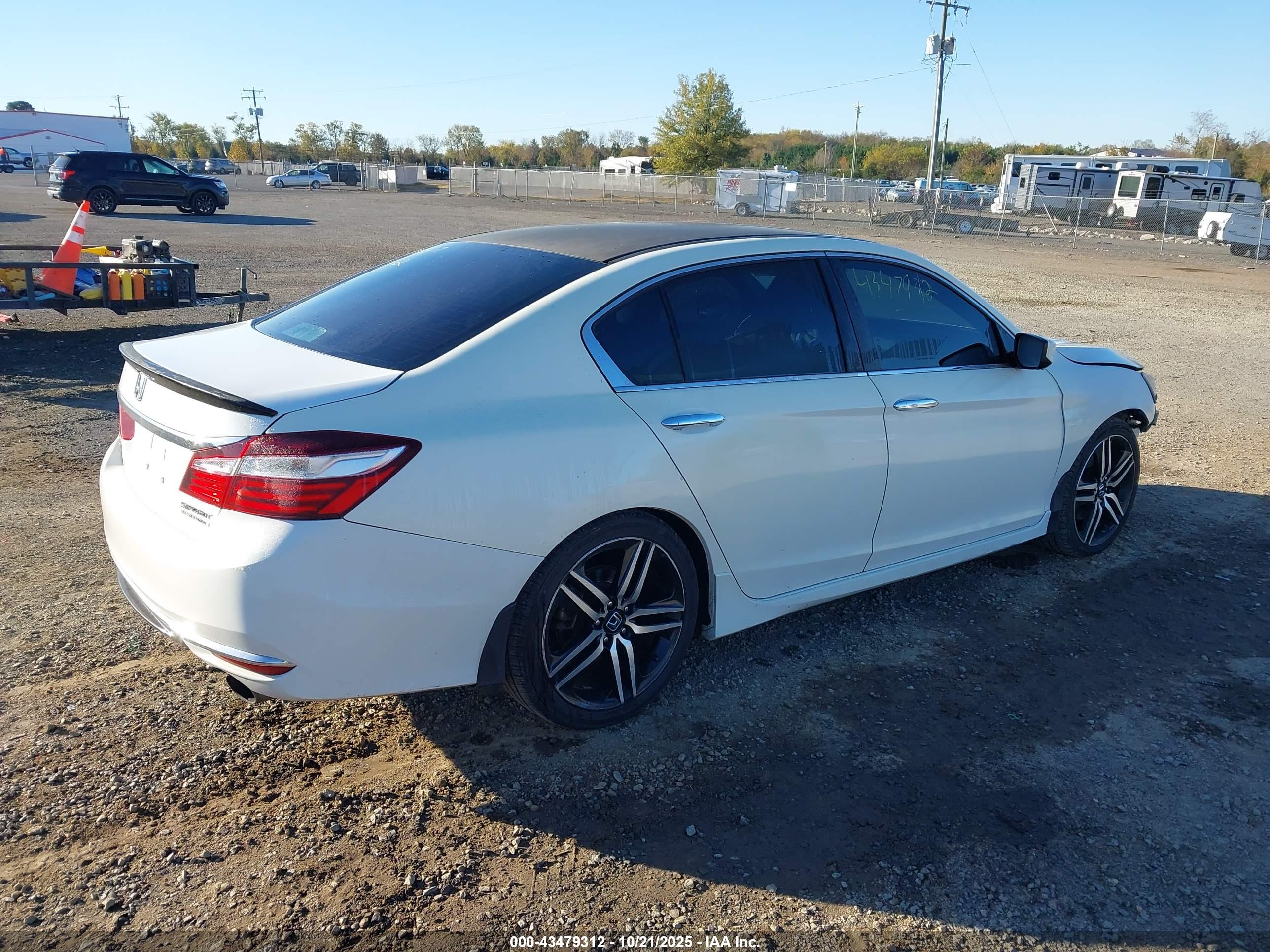 HONDA ACCORD image 4