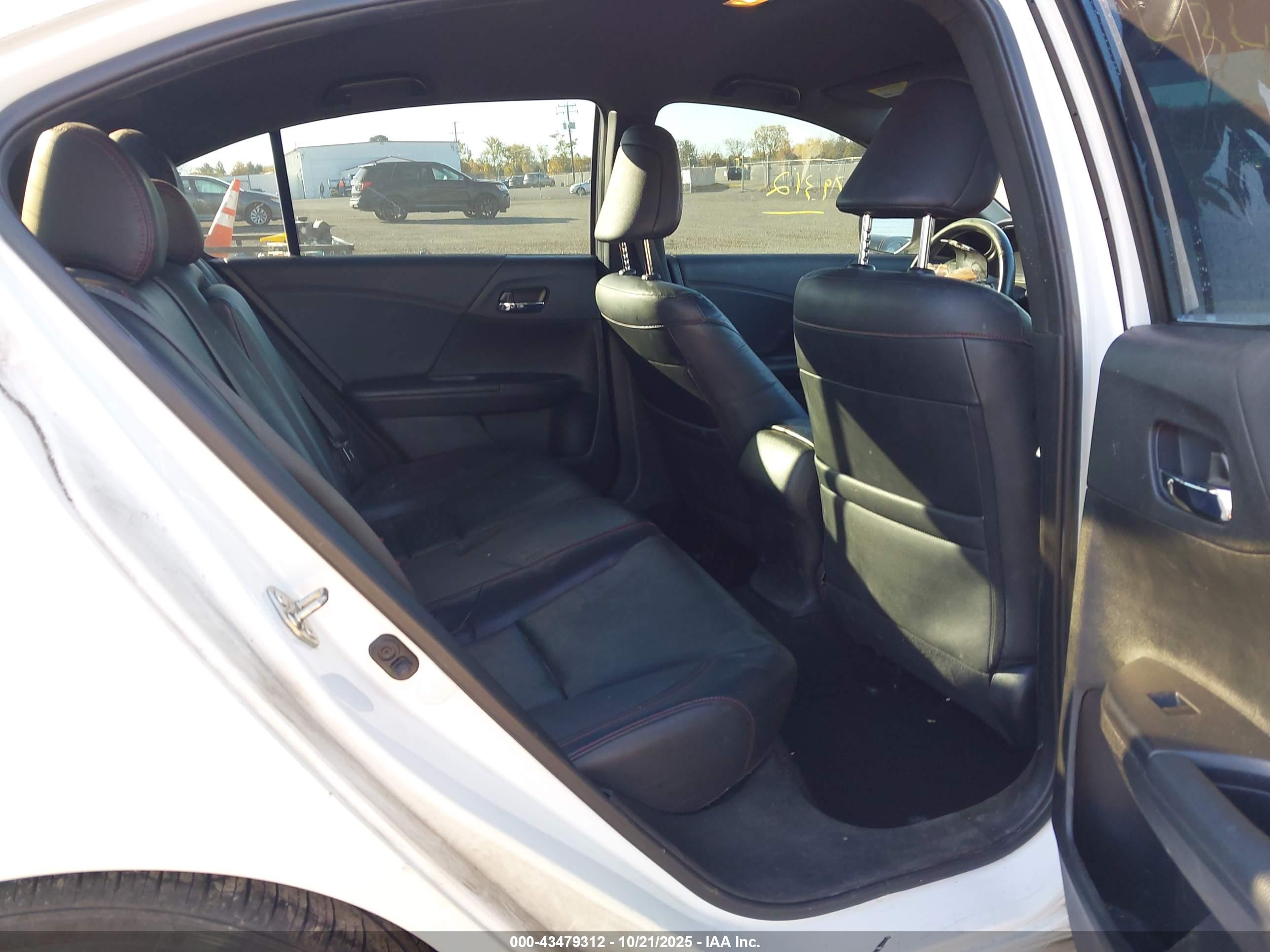 HONDA ACCORD image 8