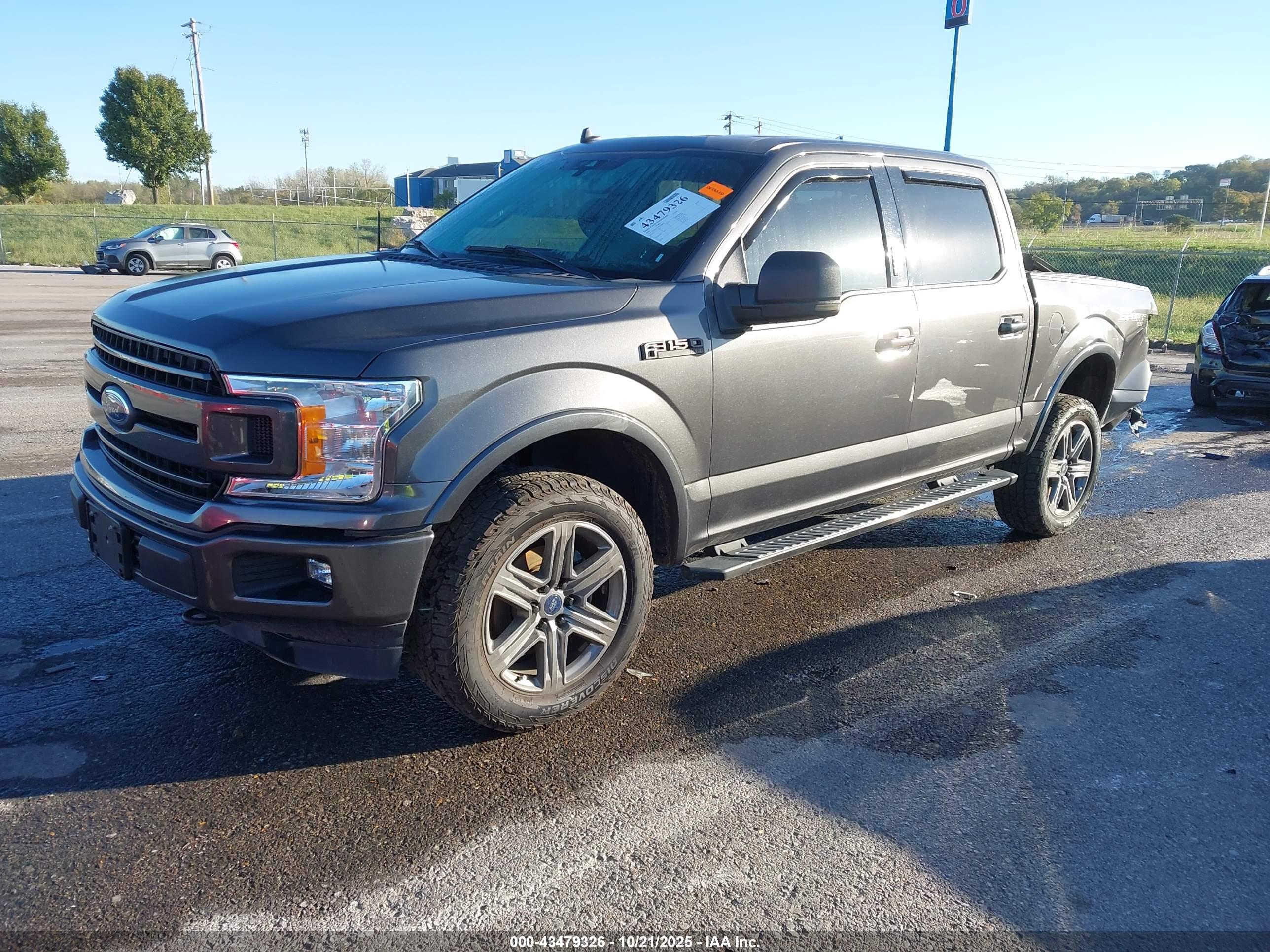 FORD F-150 image 2