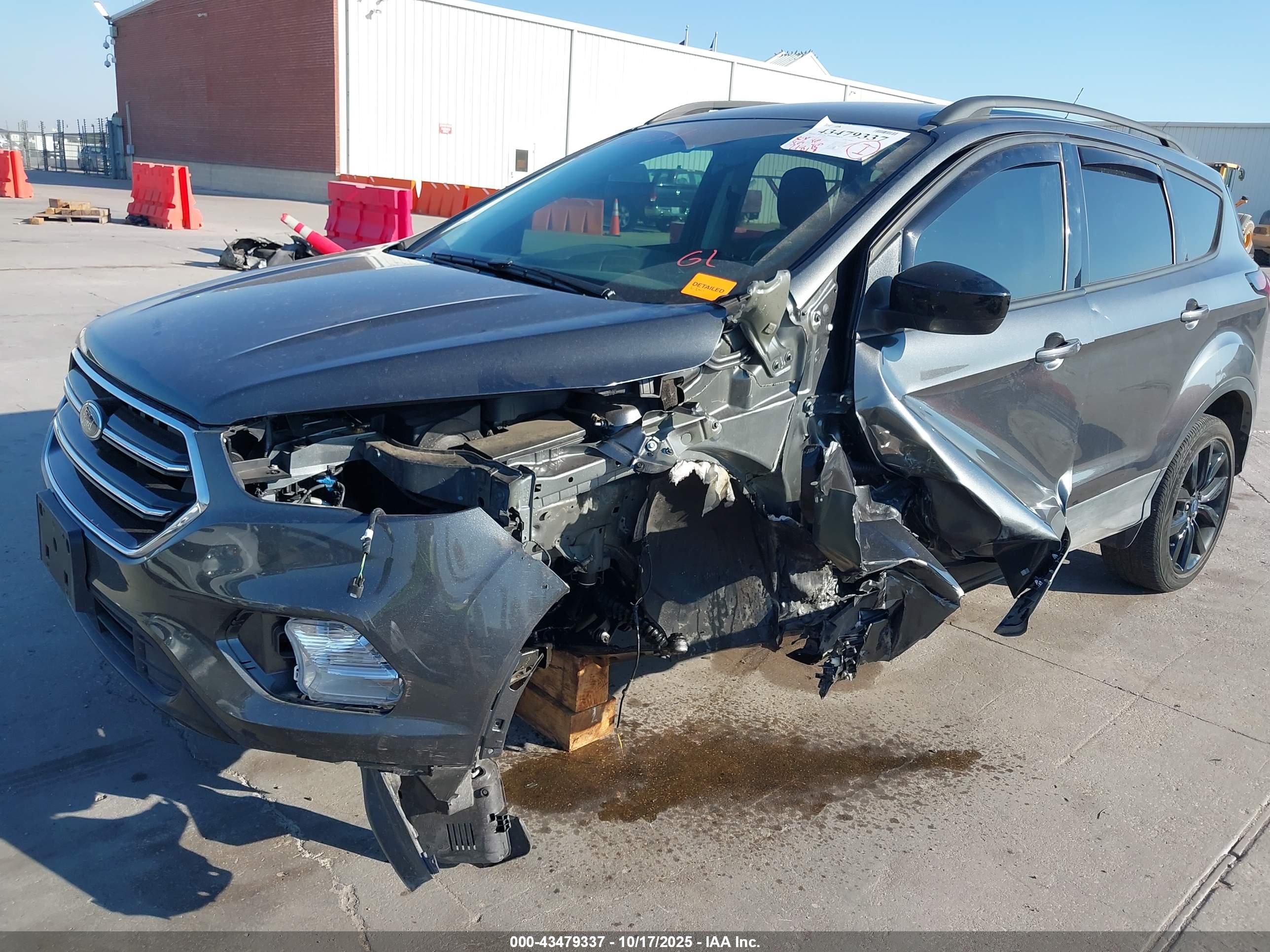 FORD ESCAPE image 6