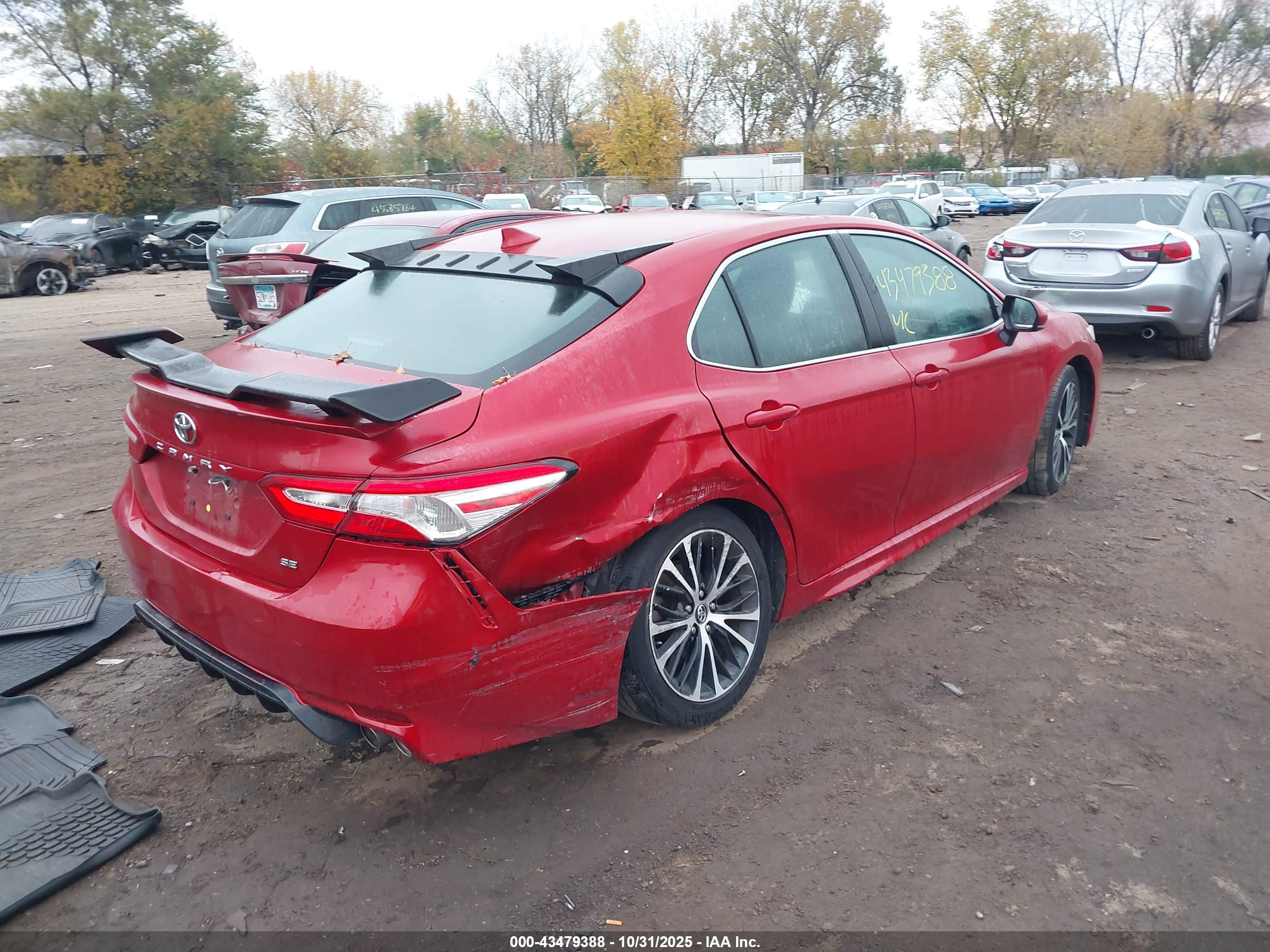 TOYOTA CAMRY image 4