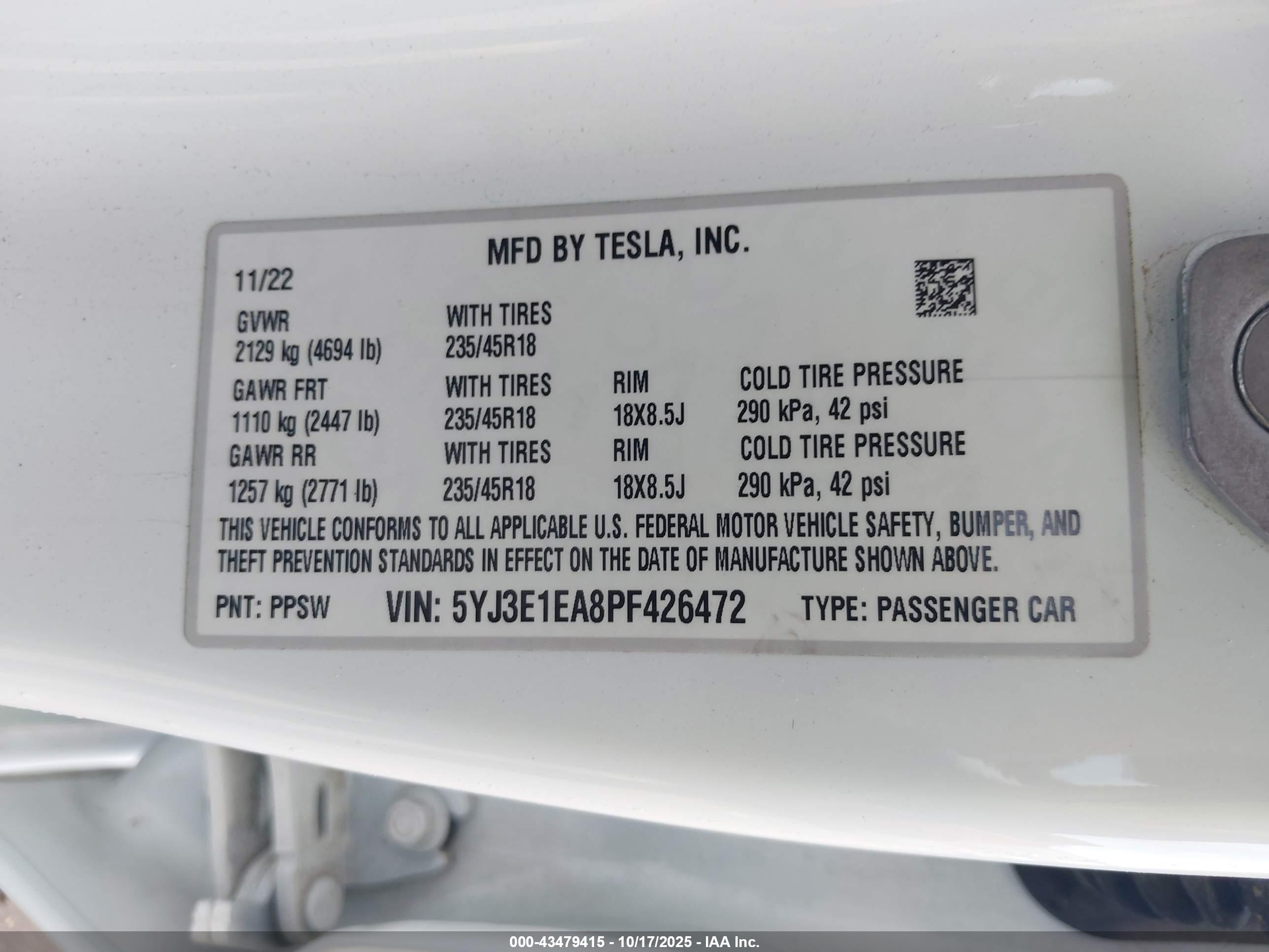 TESLA MODEL image 9